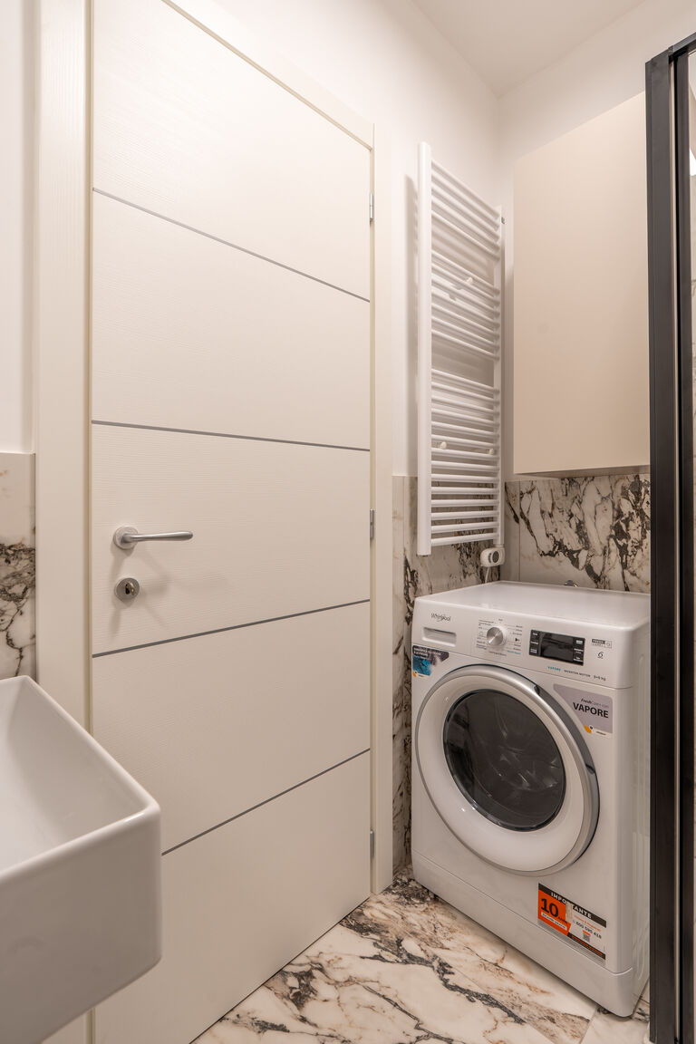 Italianway Taggia Aurea 27 - 5 Min Walk to Beach & Private Garden