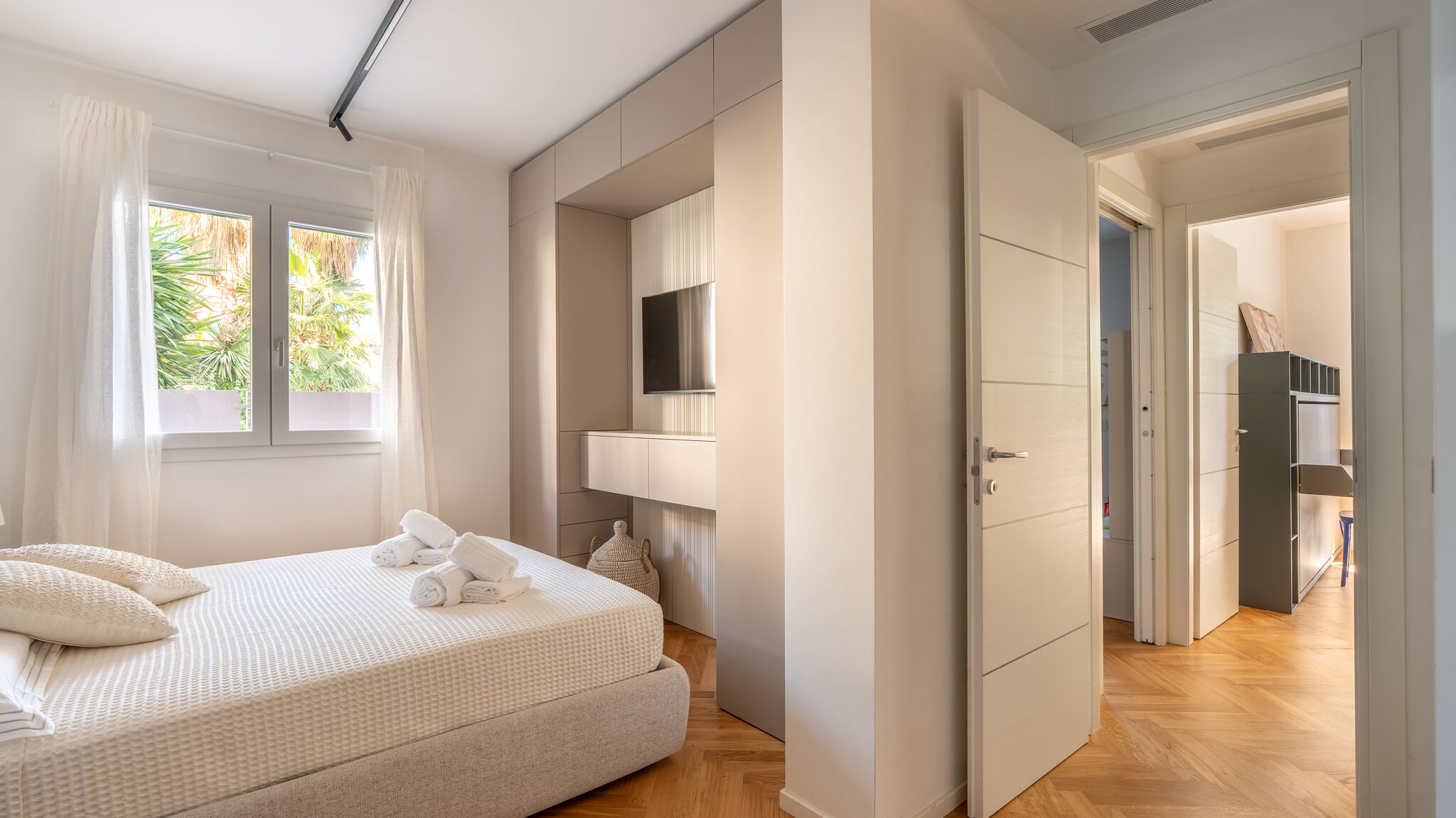 Italianway Taggia Aurea 27 - 5 Min Walk to Beach & Private Garden