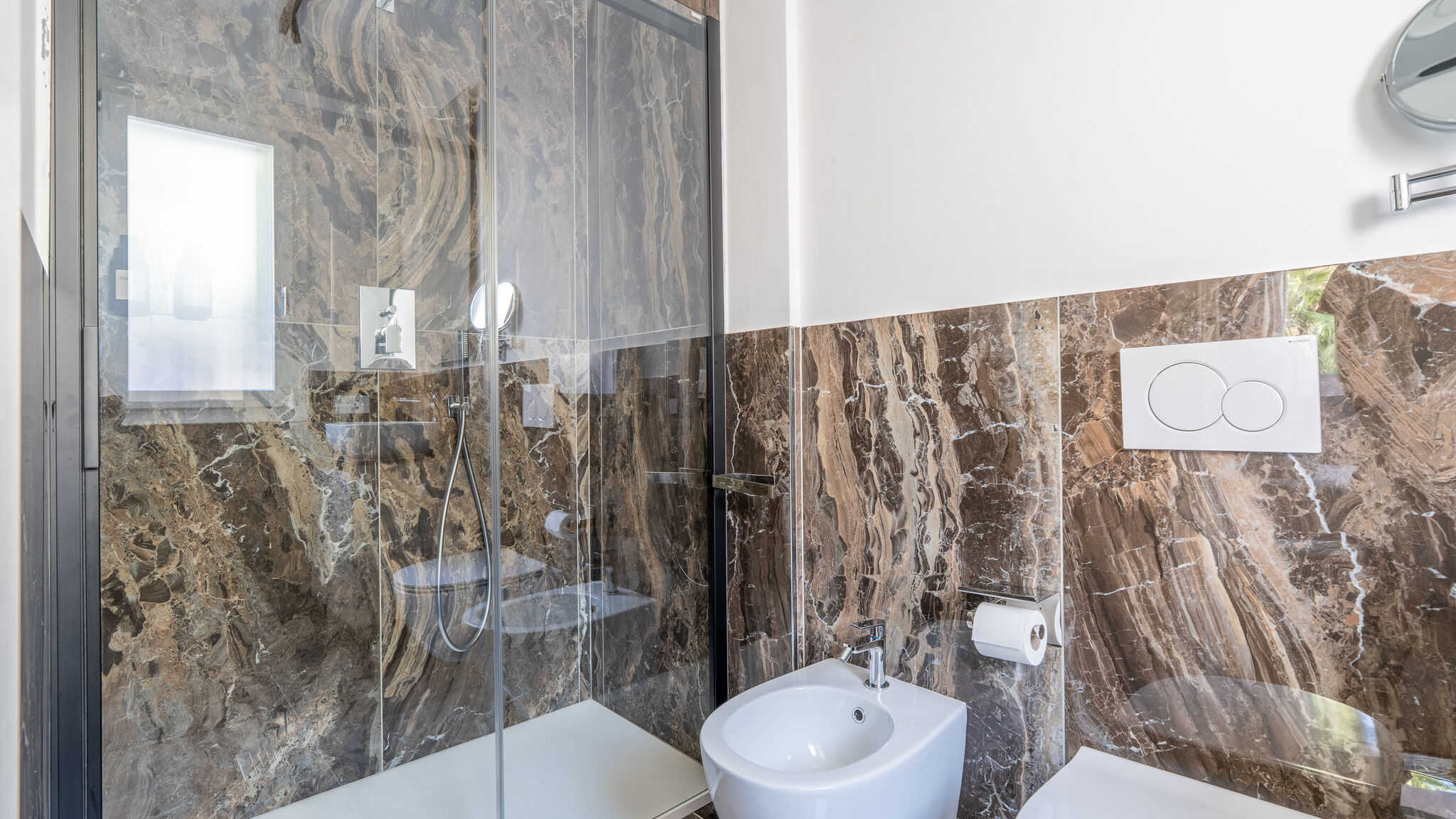 Italianway Taggia Aurea 27 - 5 Min Walk to Beach & Private Garden