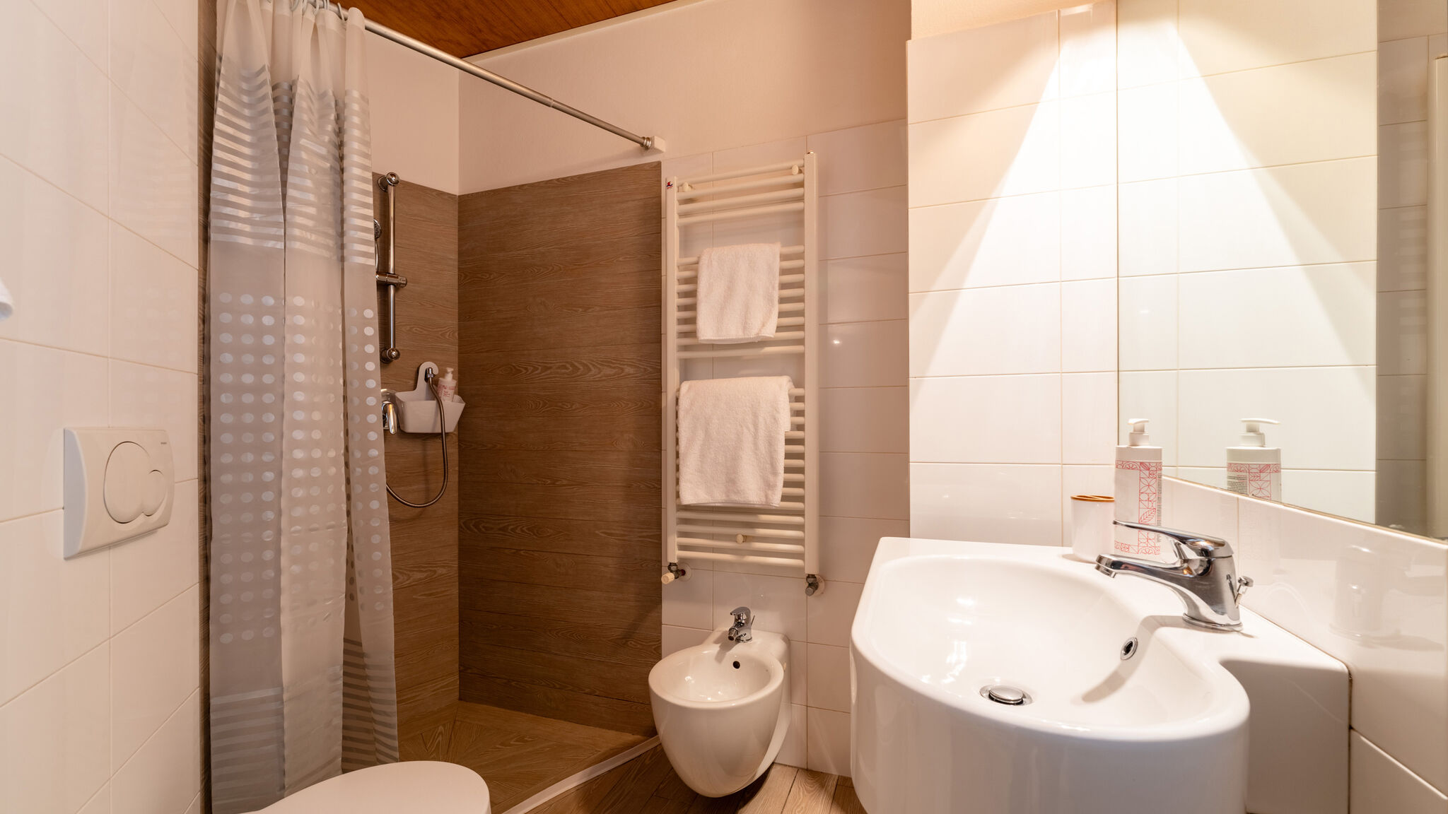 Italianway Como Como Sunny Loft