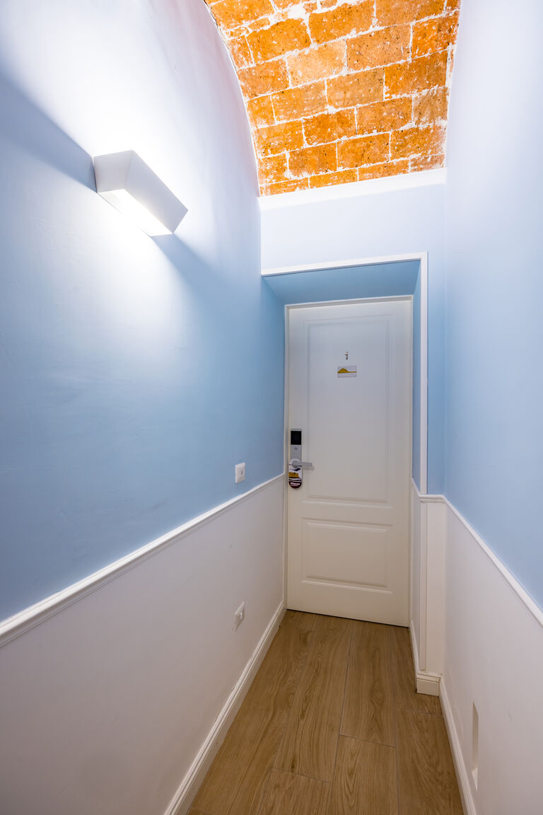 Italianway Napoli Residenza Matilde - Camera 1 "Giallo Tufo"