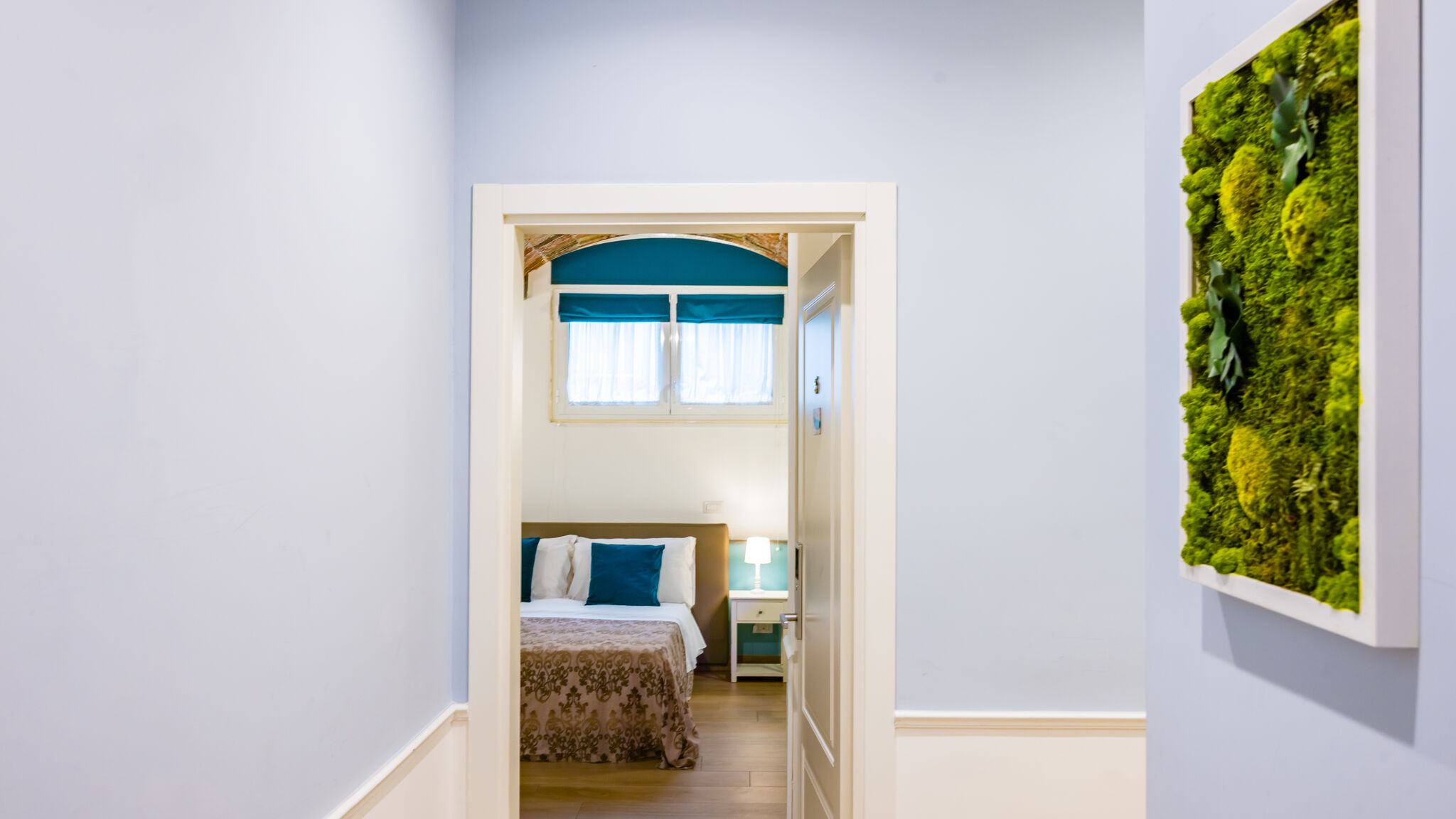 Italianway Napoli Residenza Matilde - Camera 5 "Verde Sirena"