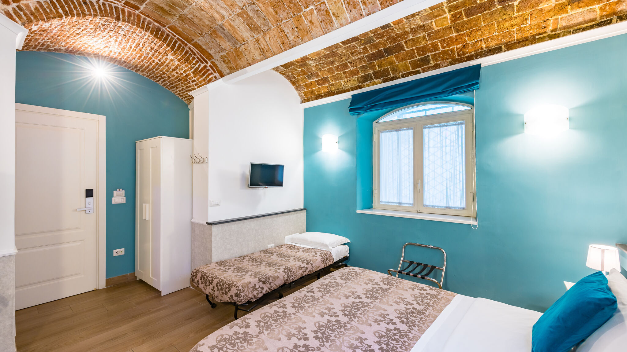 Italianway Napoli Residenza Matilde - Camera 5 "Verde Sirena"