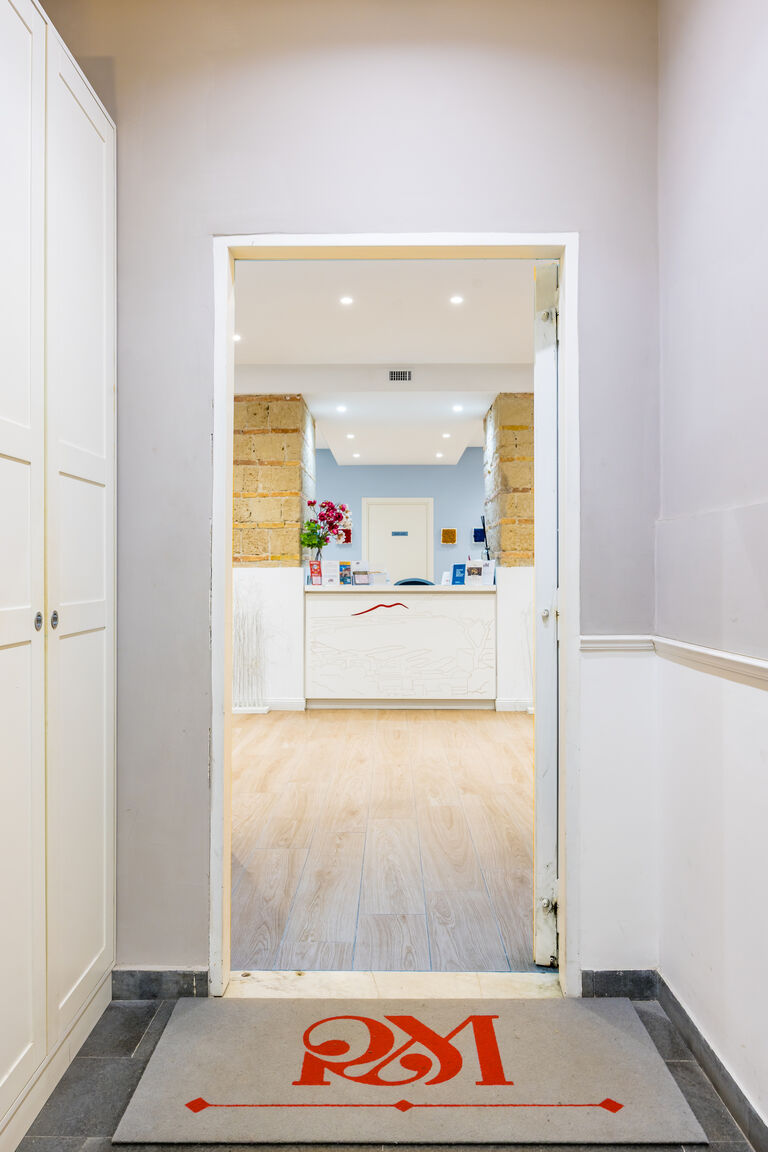 Italianway Napoli Residenza Matilde - Camera 2 "Verde Mediterraneo"