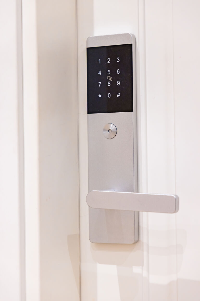 Italianway Napoli Residenza Matilde - Camera 6 "Rosso Lava"