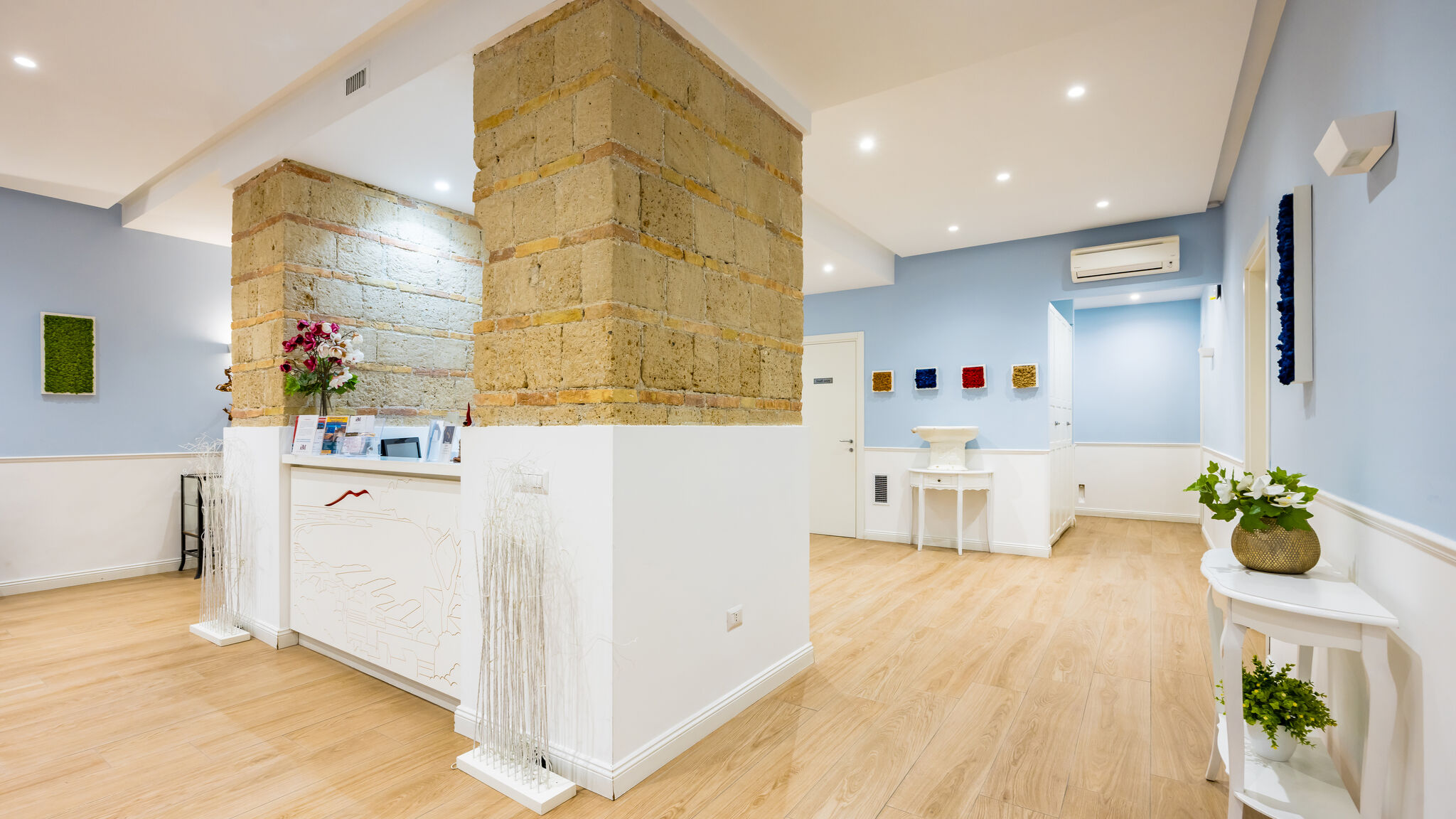 Italianway Napoli Residenza Matilde - Camera 6 "Rosso Lava"