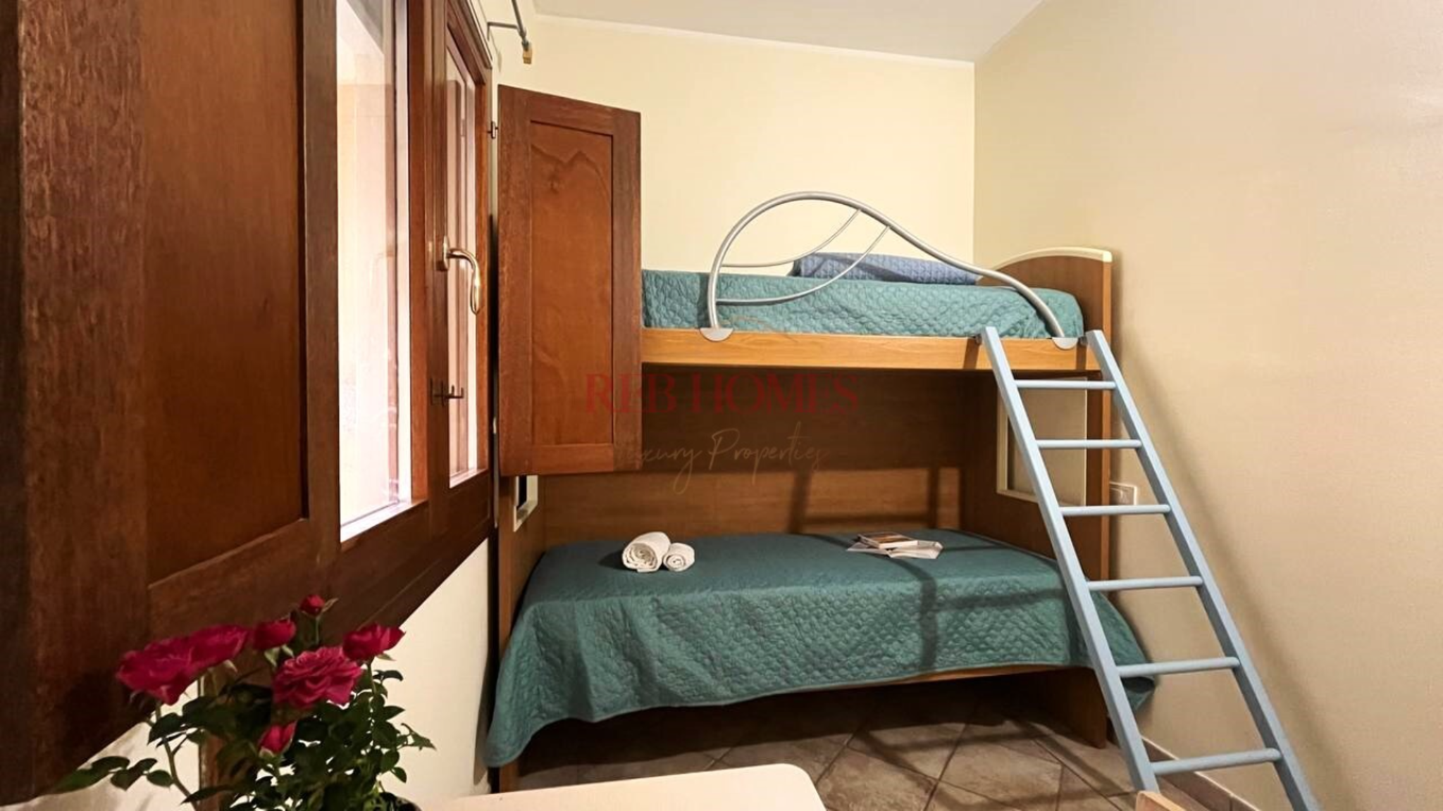 Italianway Golfo Aranci La Porta sul Mare