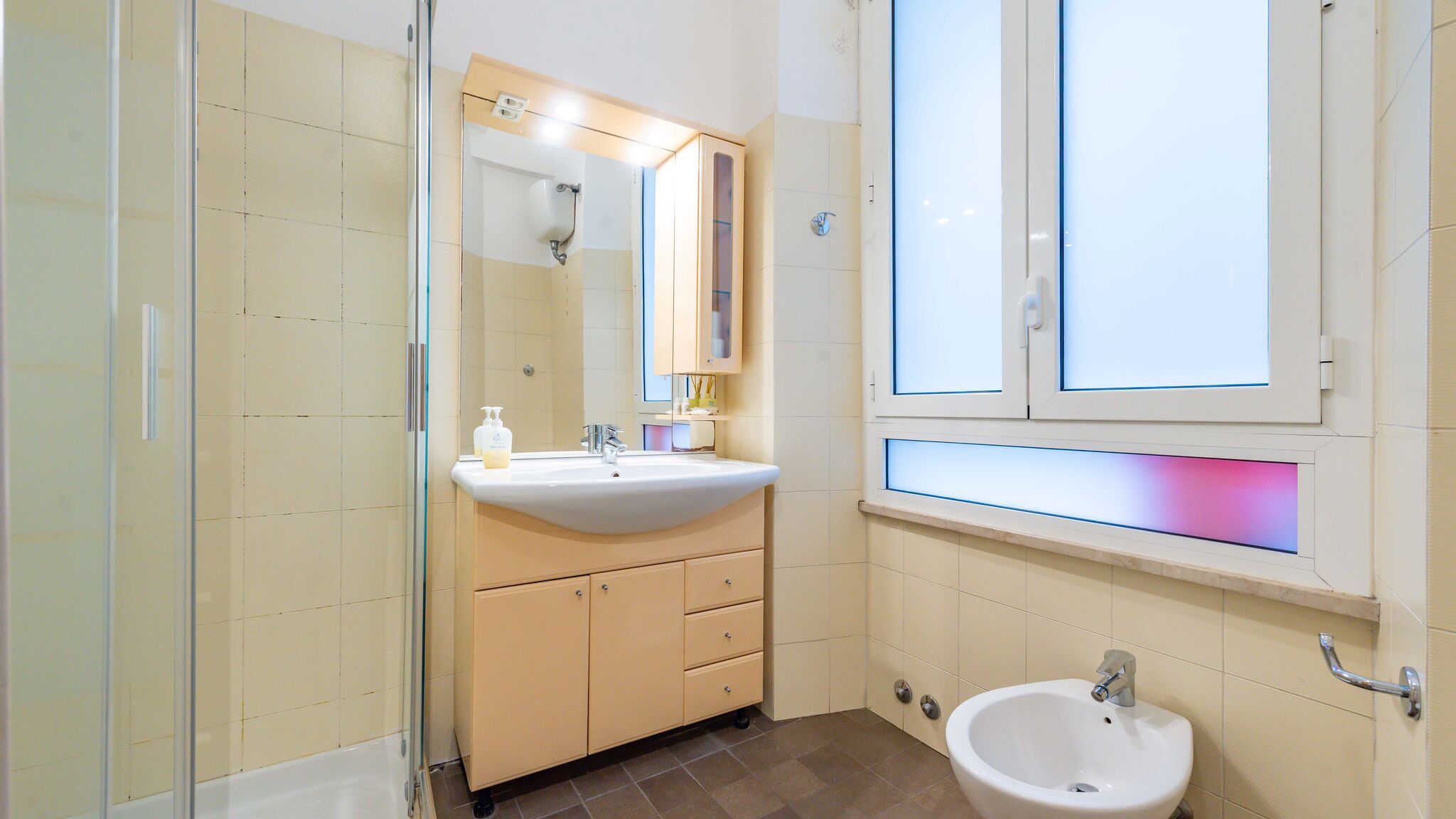 Italianway Roma 3 House - by Ghor