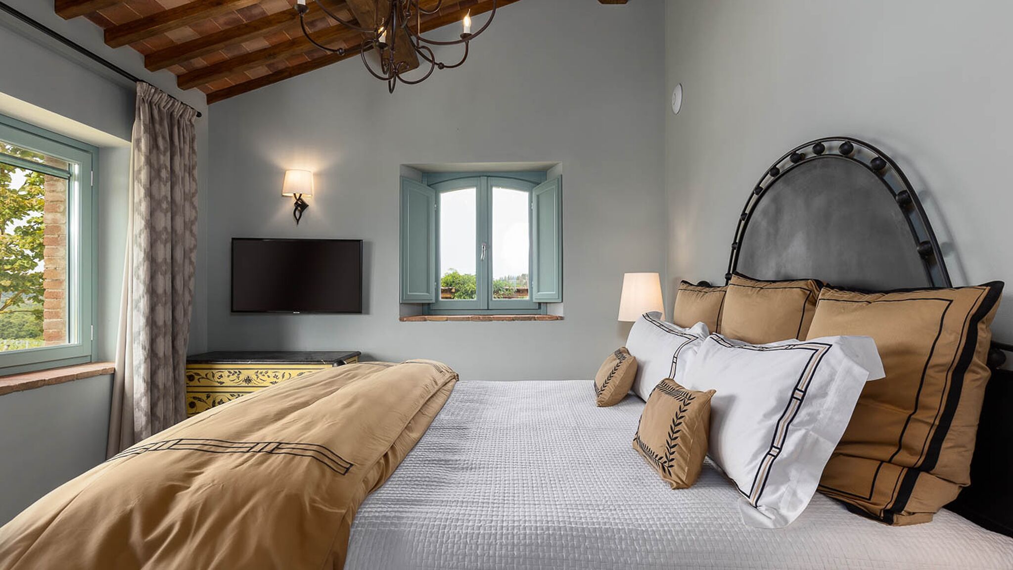 Italianway Casole d'Elsa Villa Granaia by Elite Villas