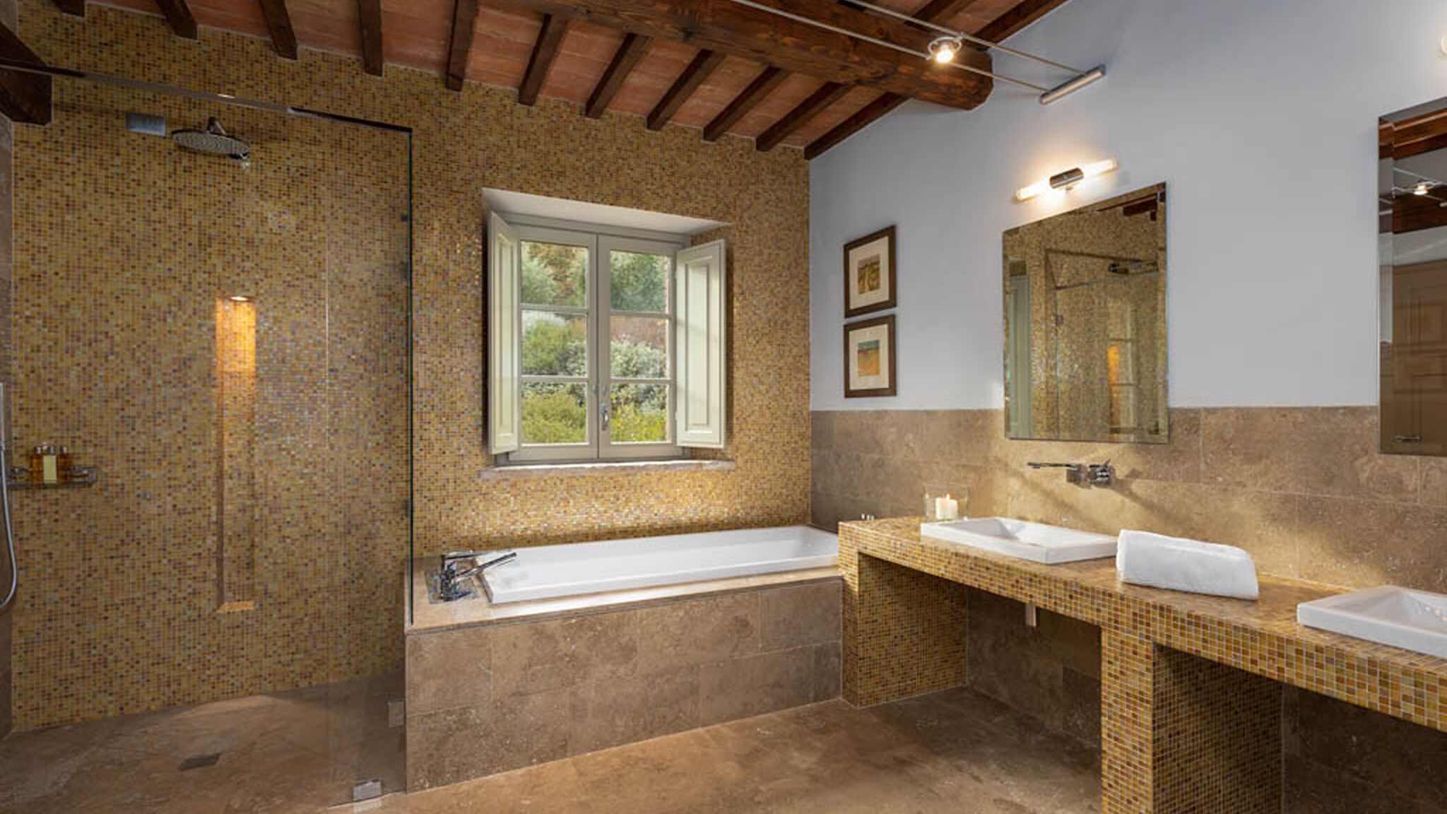 Italianway Casole d'Elsa Villa Sovrana by Elite Villas