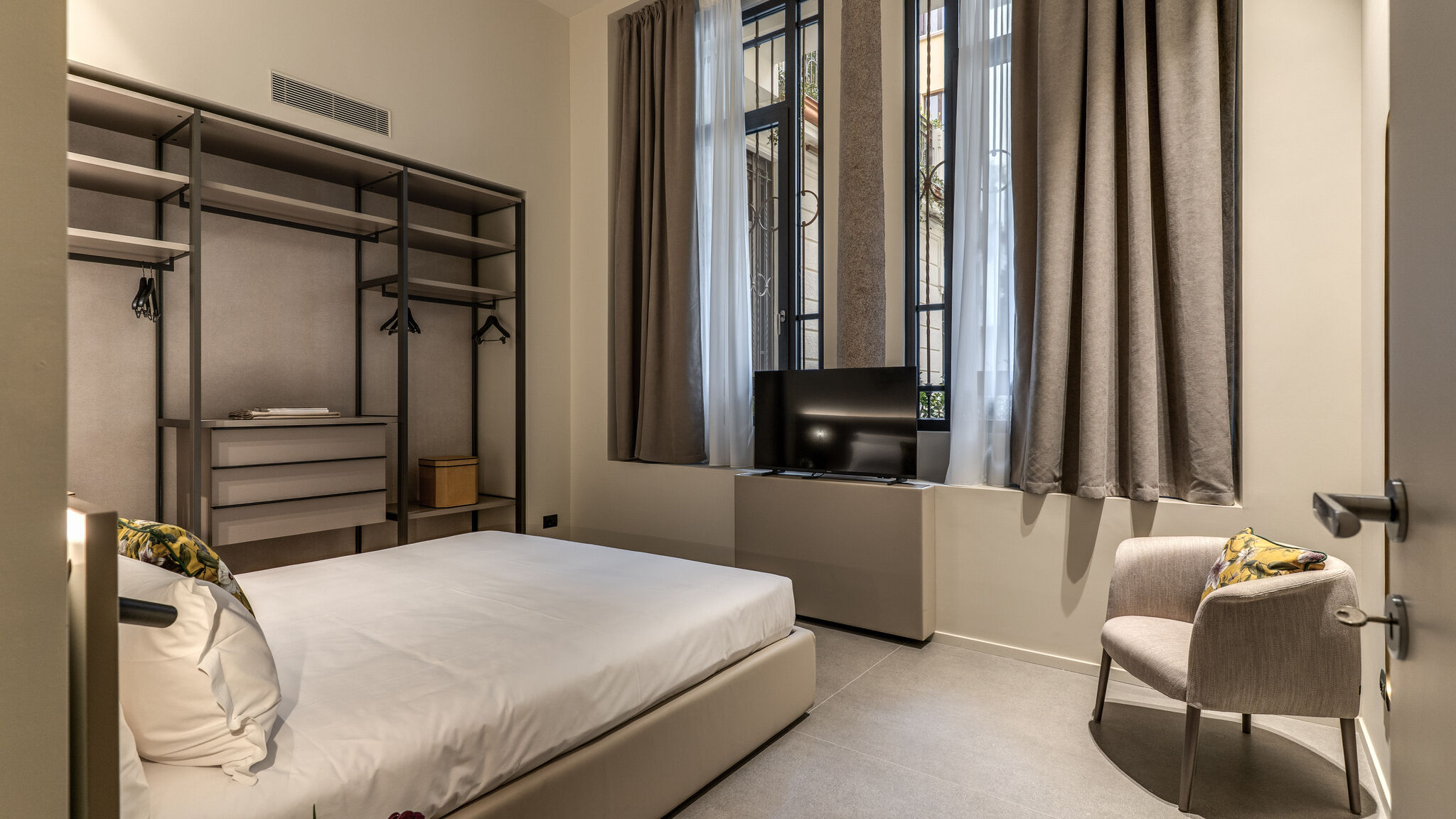 Italianway Milano Spartaco - 001