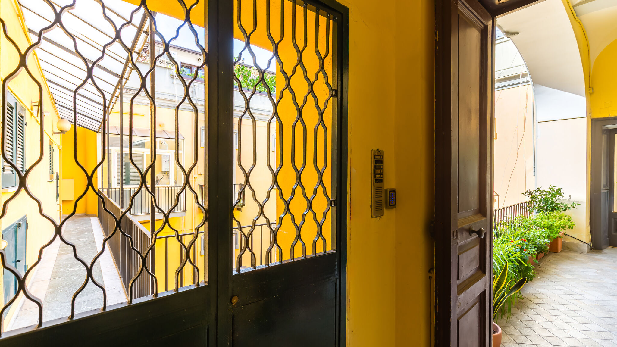 Italianway Napoli Casa Mavi by NapoliApartments