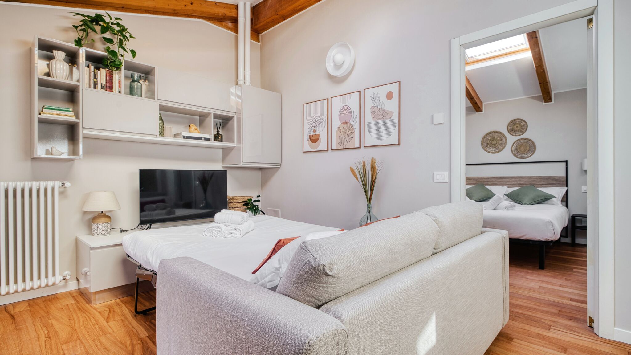 Italianway Milano Pezzotti 12 design apt in the city center