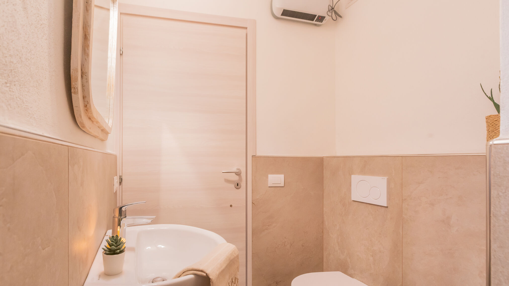 Italianway Torno La Finestra Sul Molo