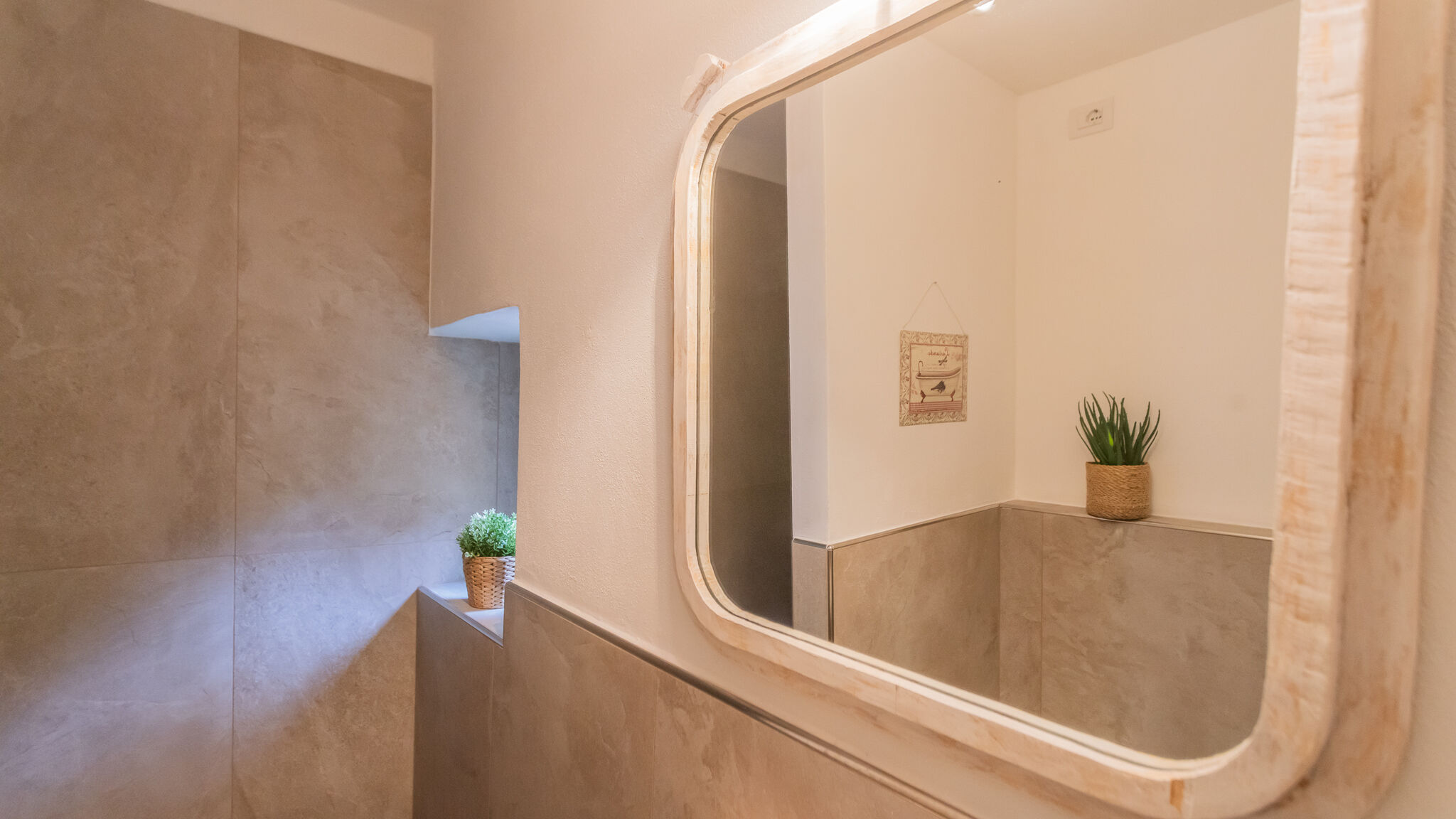 Italianway Torno La Finestra Sul Molo