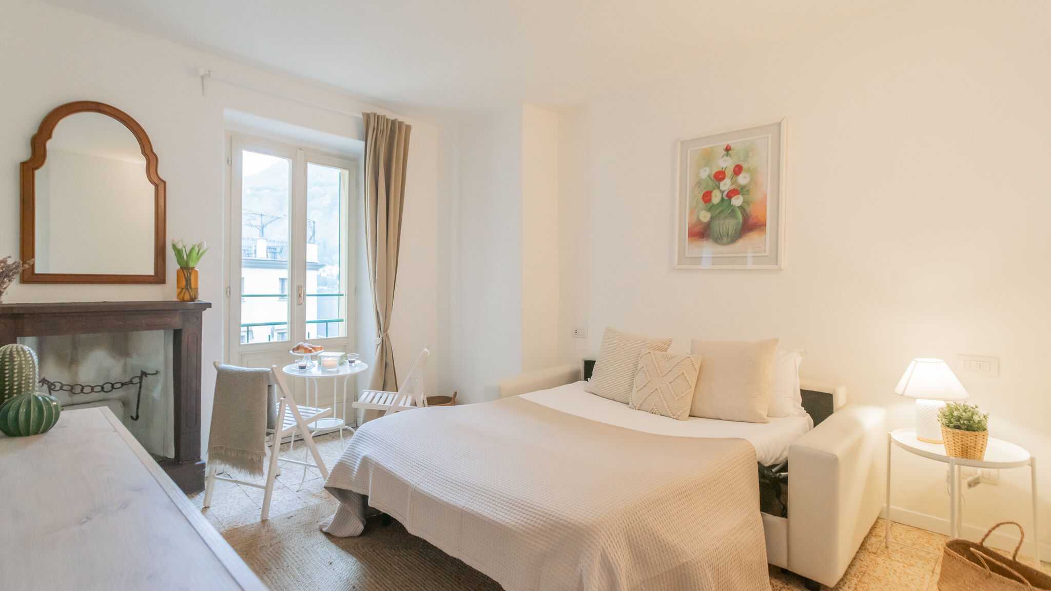 Italianway Torno La Finestra Sul Molo