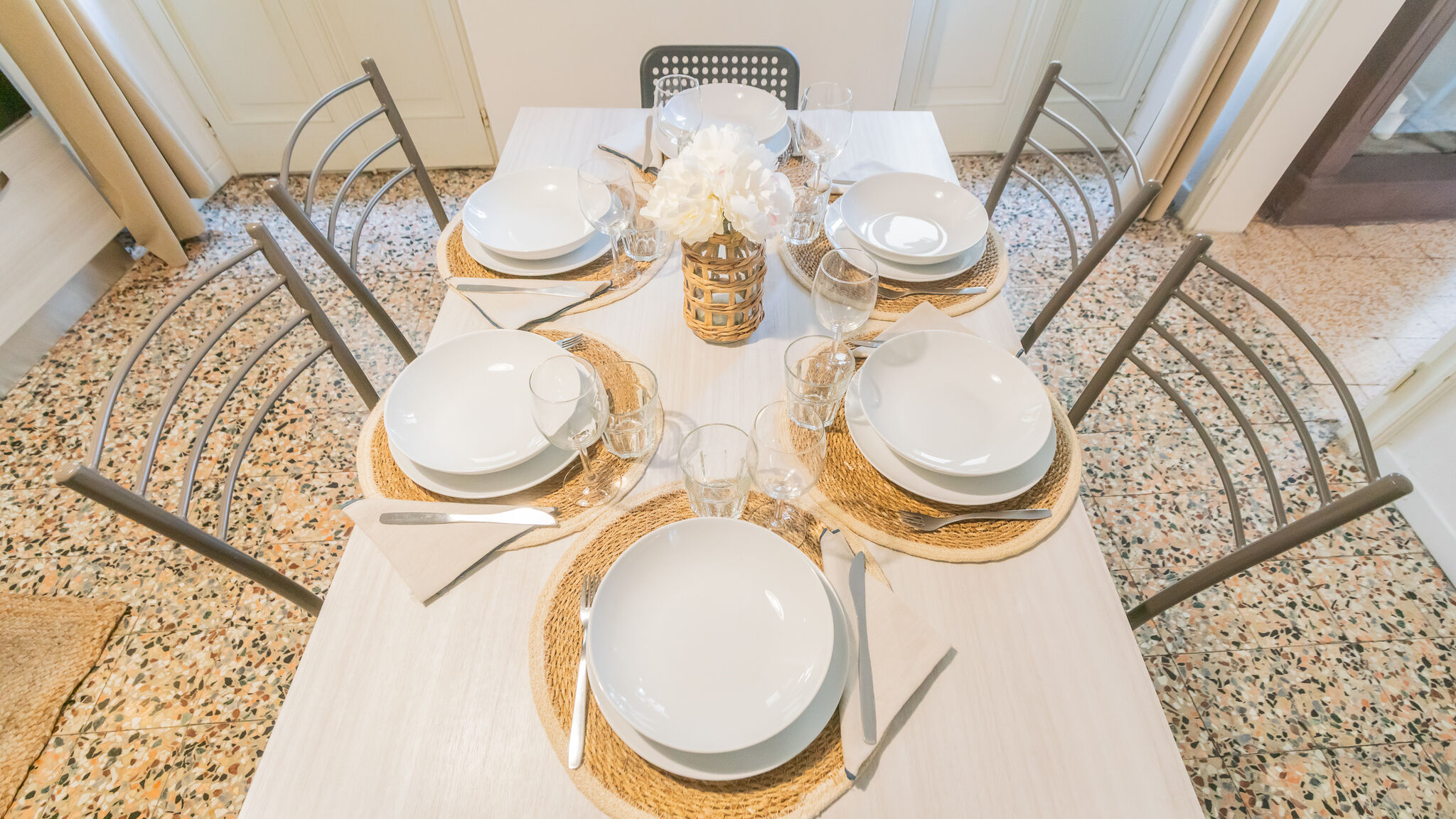 Italianway Torno La Finestra Sul Molo