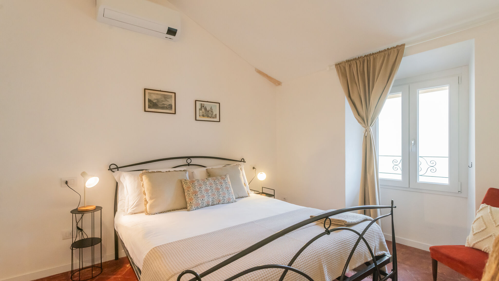 Italianway Torno La Finestra Sul Molo