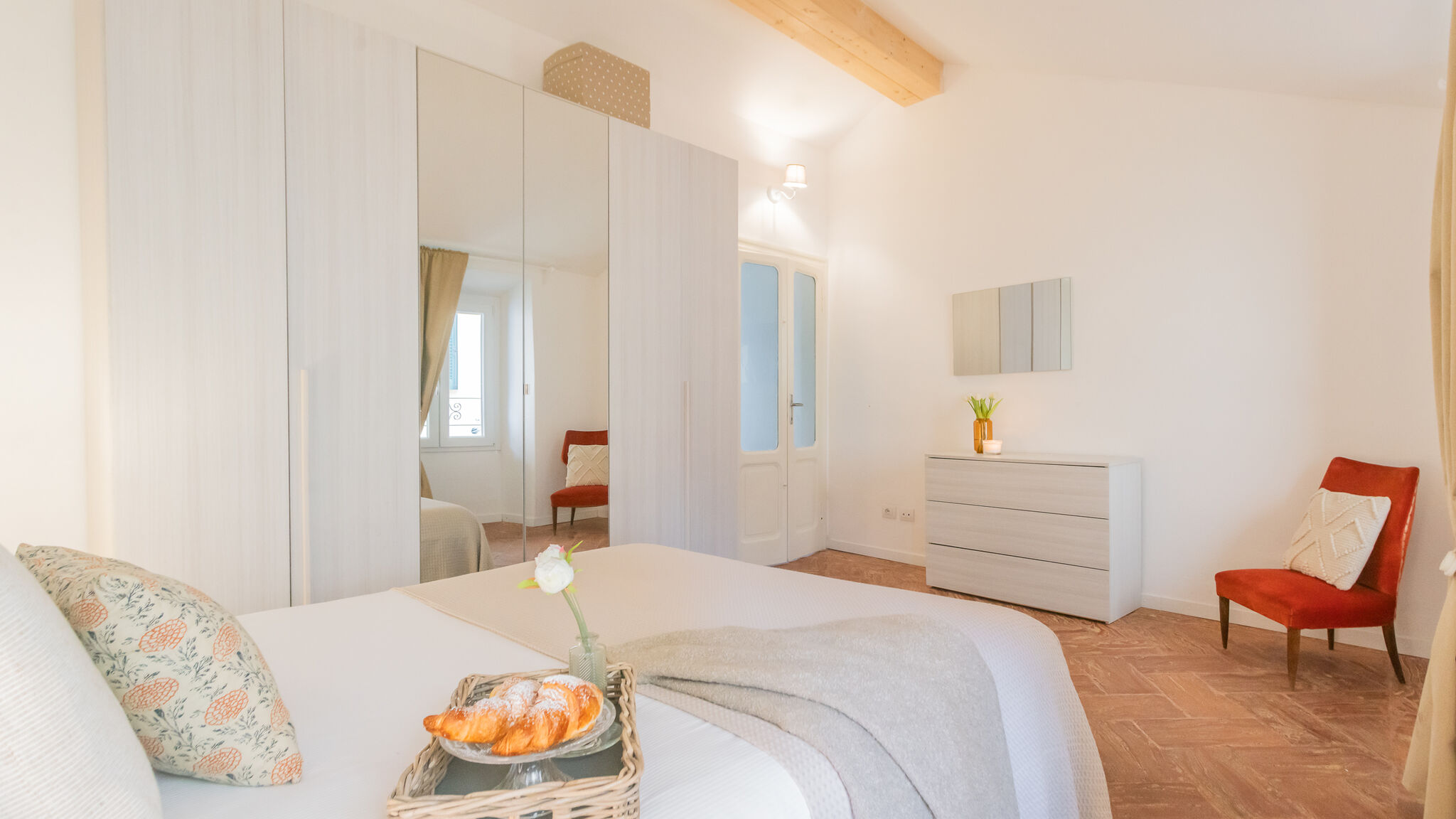 Italianway Torno La Finestra Sul Molo