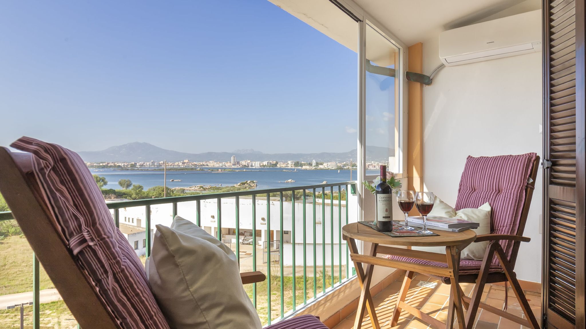 Italianway Olbia Top floor gulf view apartment 