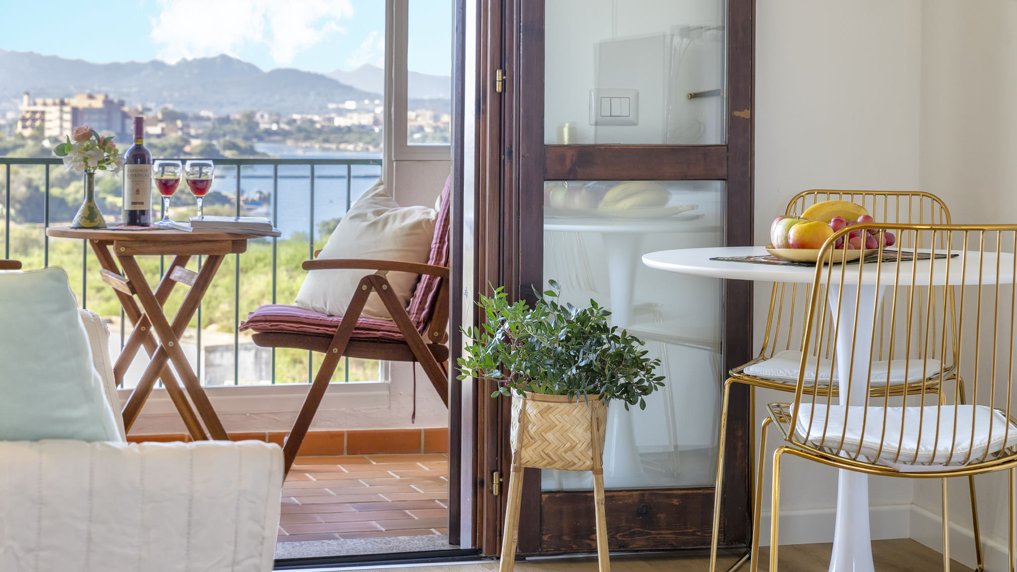 Italianway Olbia Top floor gulf view apartment 