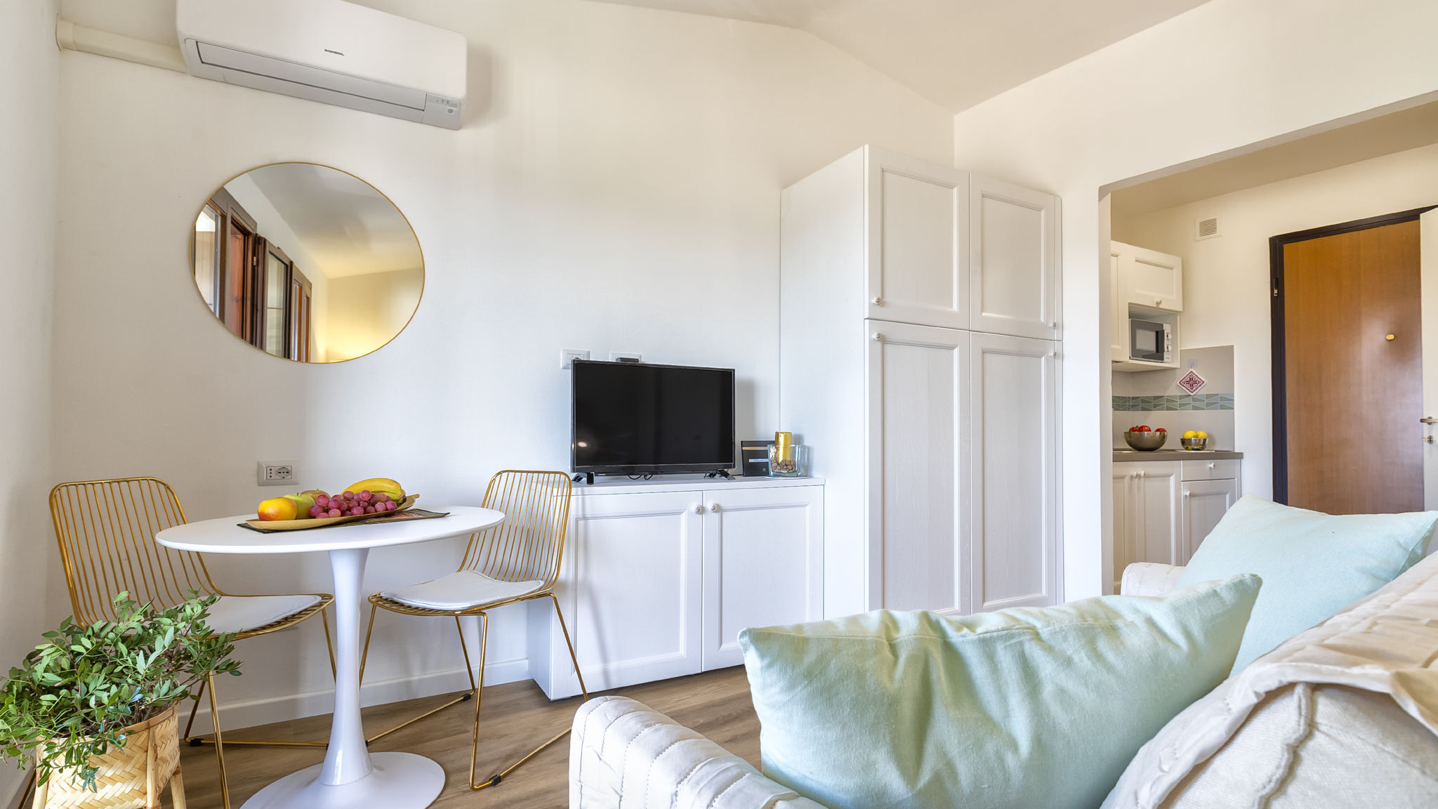 Italianway Olbia Top floor gulf view apartment 