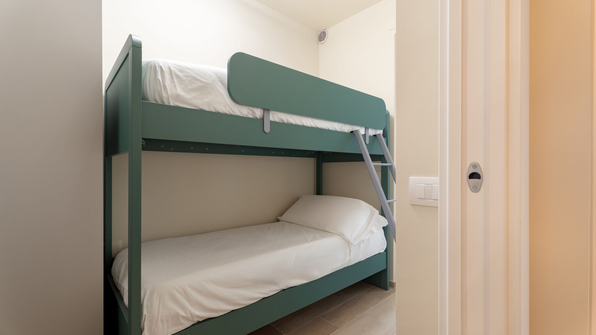 MONHOLIDAY - ospitalità e servizi per il turismo Monopoli Miramare by MONHOLIDAY