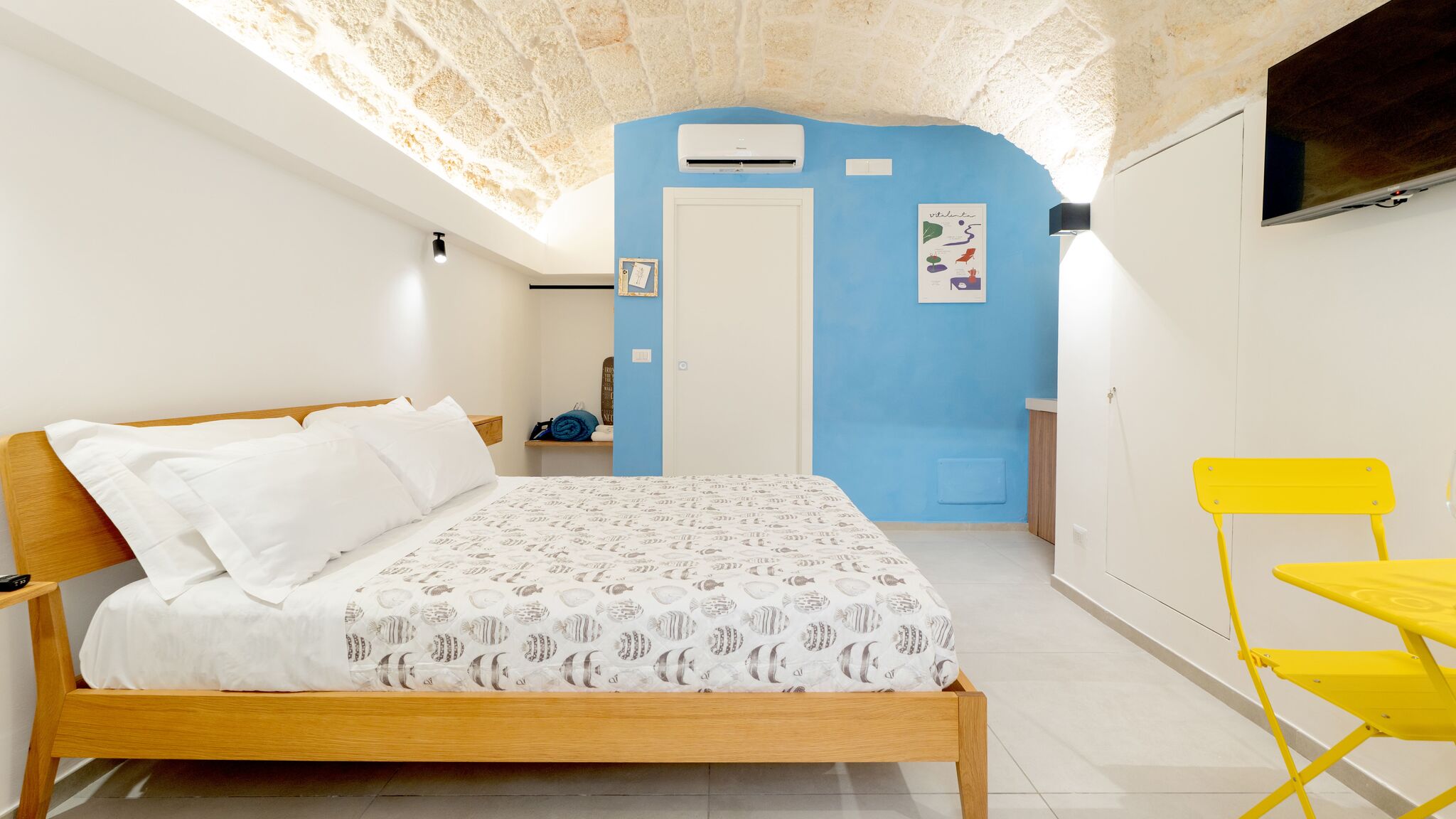 MONHOLIDAY - ospitalità e servizi per il turismo Monopoli Vico Mimì by MONHOLIDAY