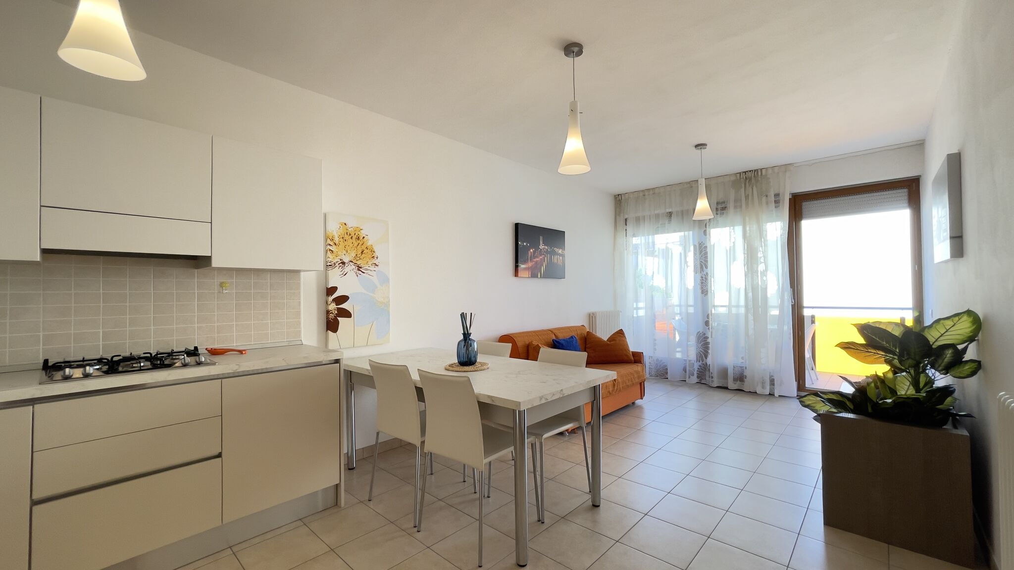 Italianway Sirmione Luminoso Appartamento con piscina al secondo piano