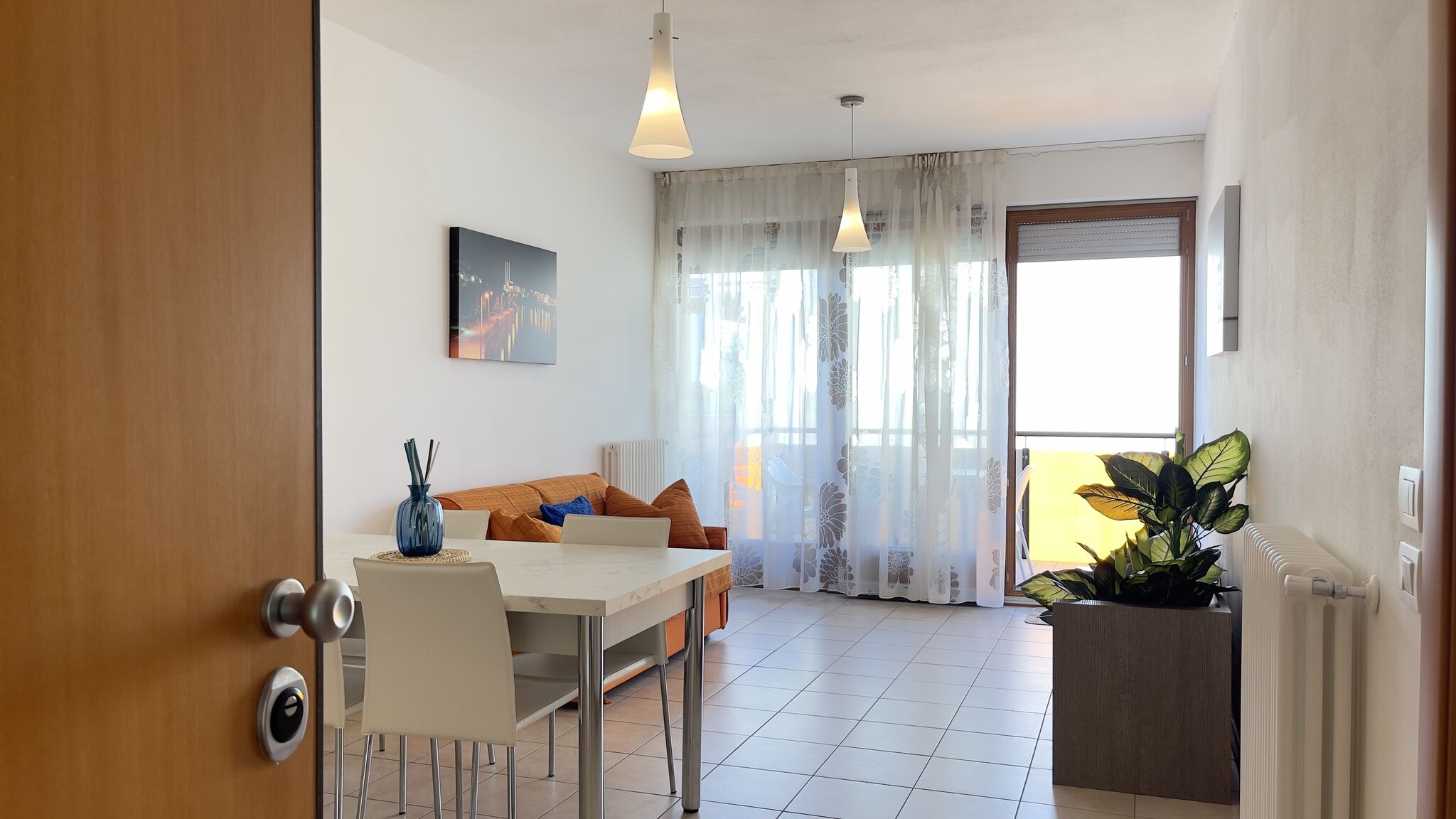 Italianway Sirmione Luminoso Appartamento con piscina al secondo piano