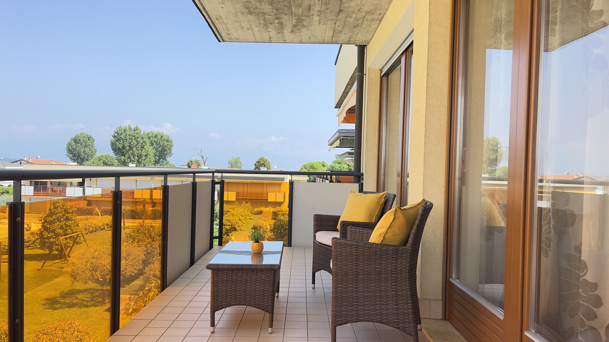 Italianway Sirmione Luminoso Appartamento con piscina al secondo piano