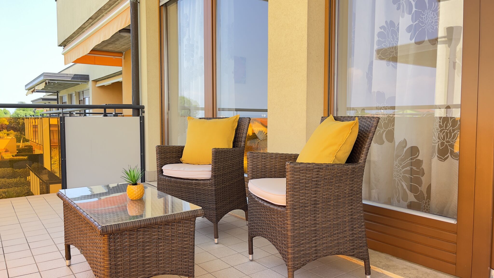 Italianway Sirmione Luminoso Appartamento con piscina al secondo piano