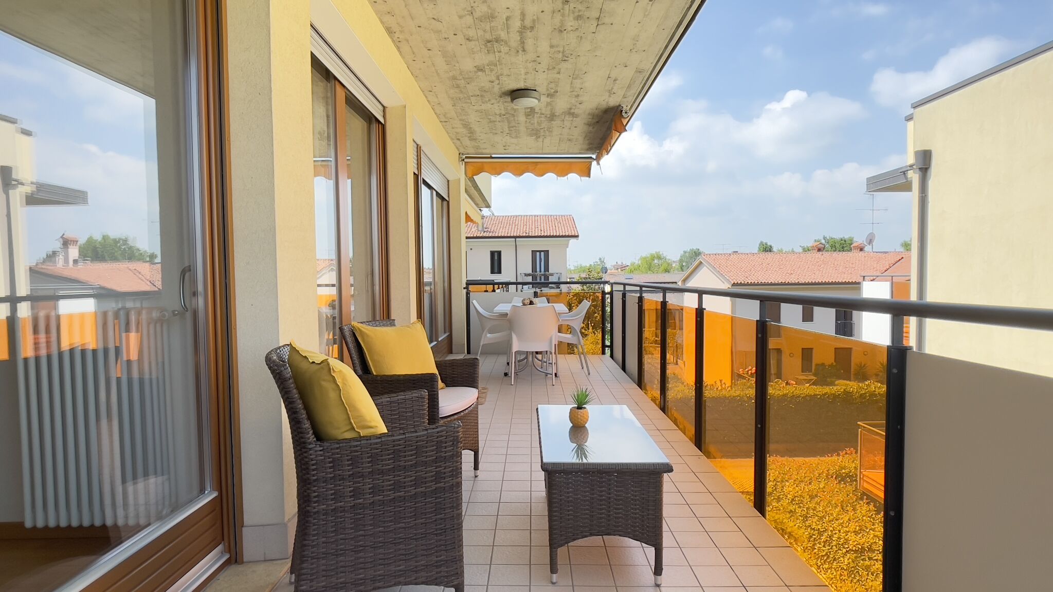 Italianway Sirmione Luminoso Appartamento con piscina al secondo piano