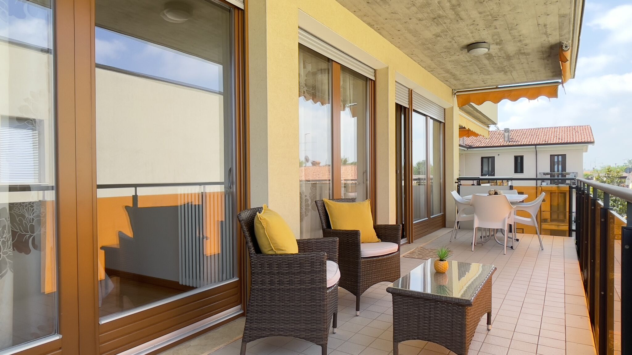 Italianway Sirmione Luminoso Appartamento con piscina al secondo piano