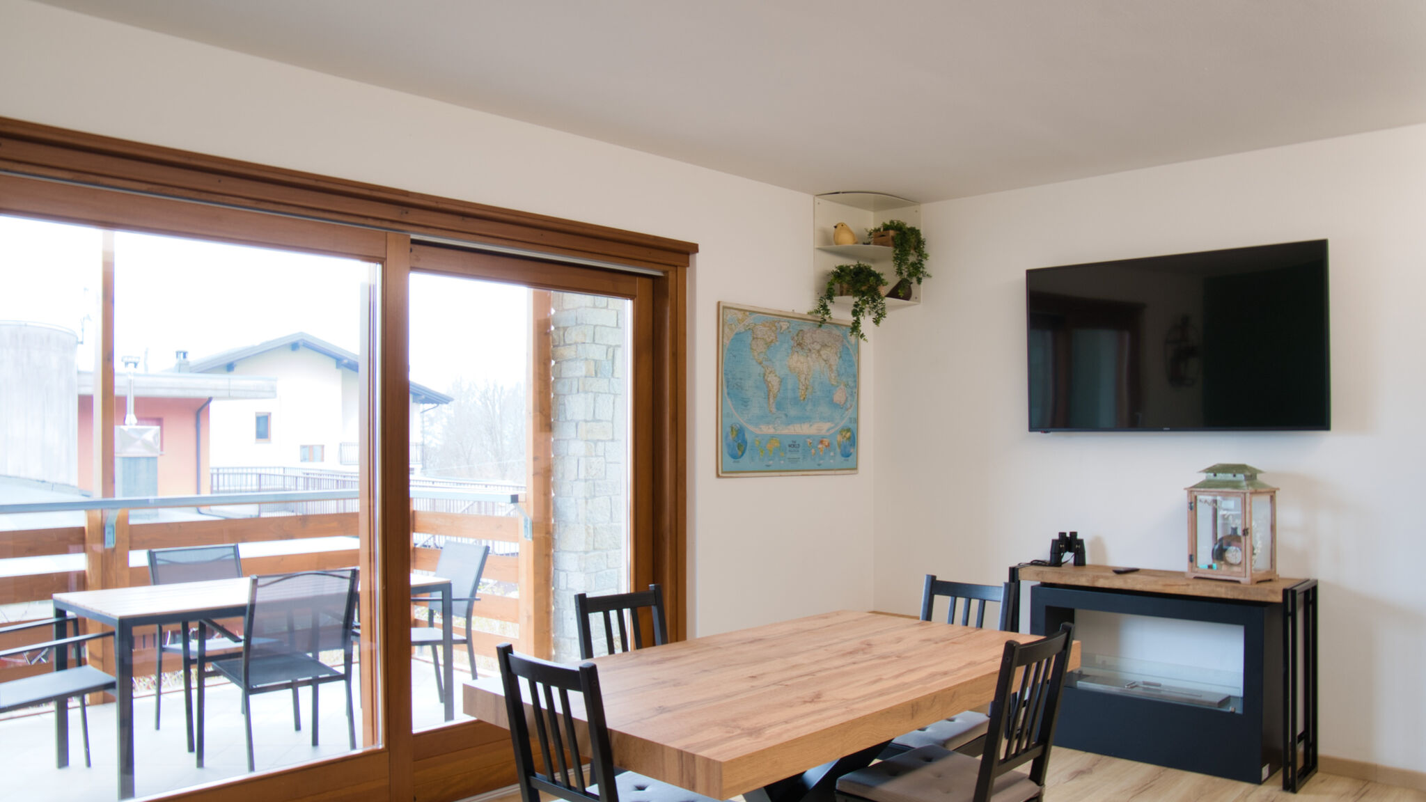 Italianway Cassina Valsassina NNHouse: large terrace and marvelous view