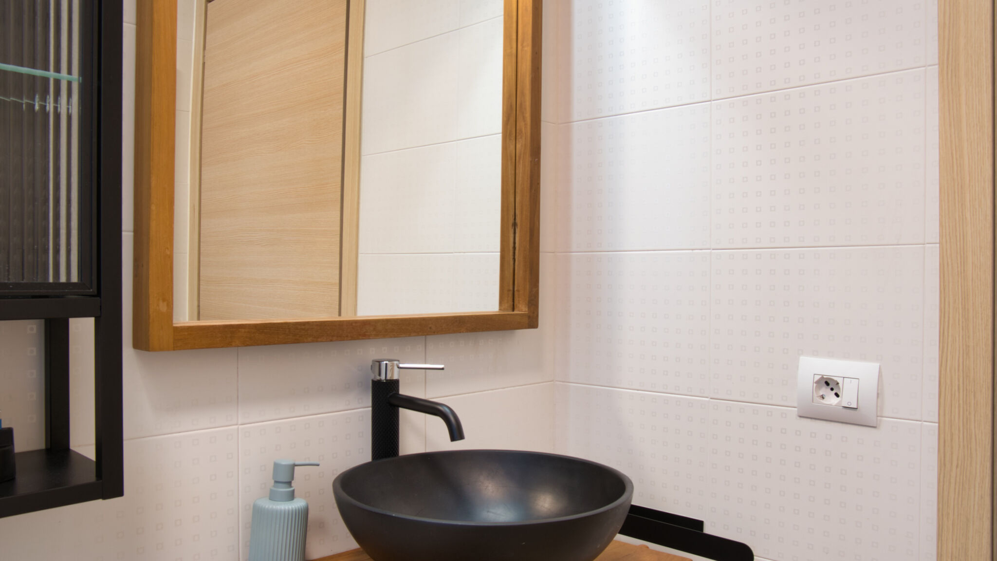 Italianway Cassina Valsassina NNHouse: large terrace and marvelous view