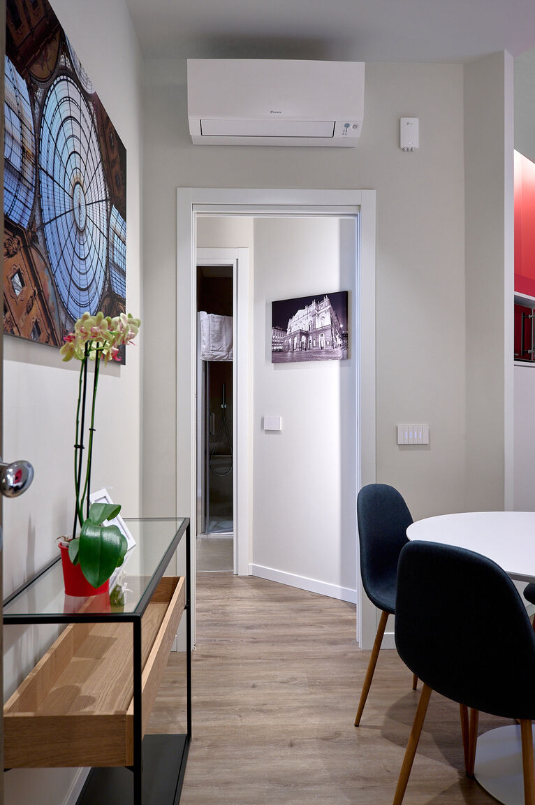 Italianway Milano Red Donatello Beauty and refined By Hospity