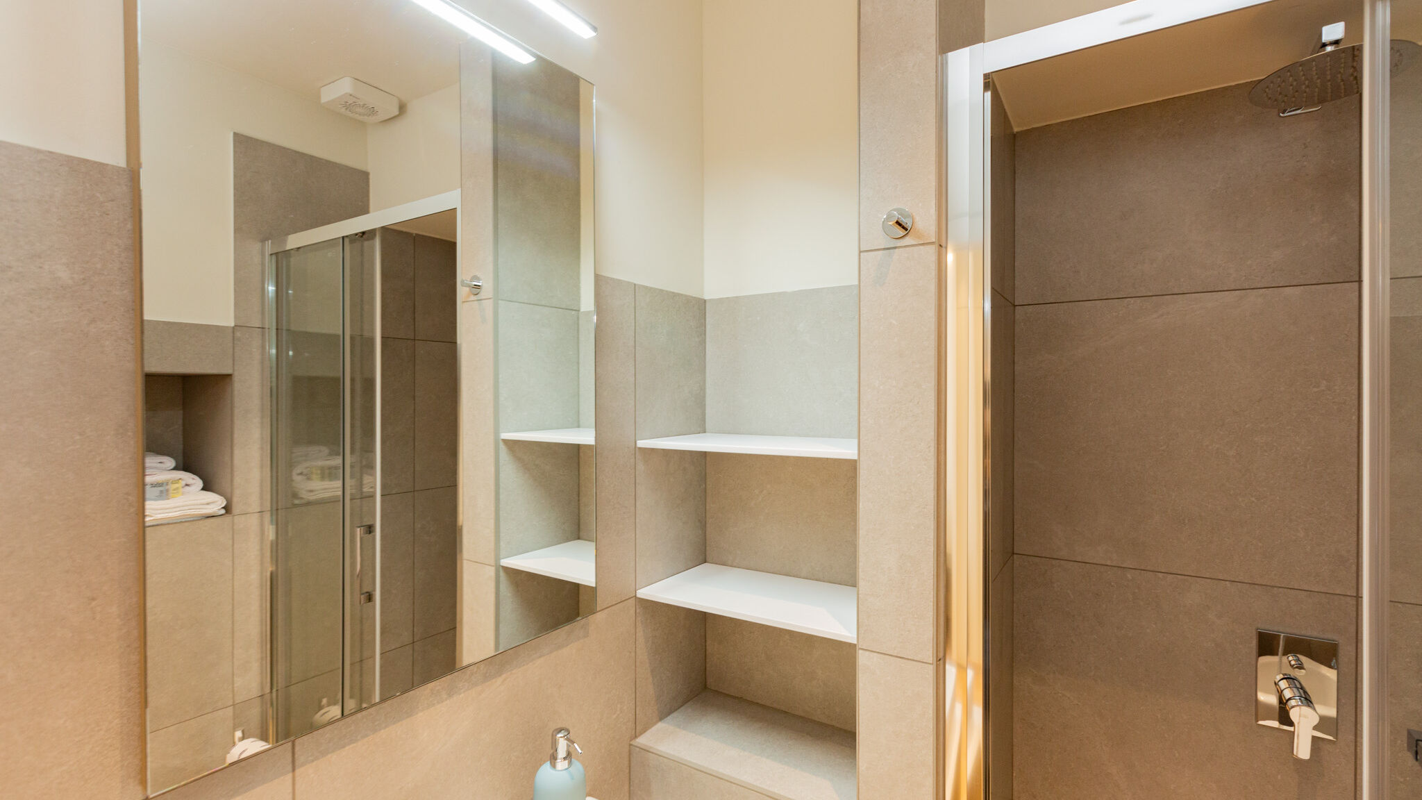 Italianway Milano Abruzzi64 Milan cozy nest by Hospity