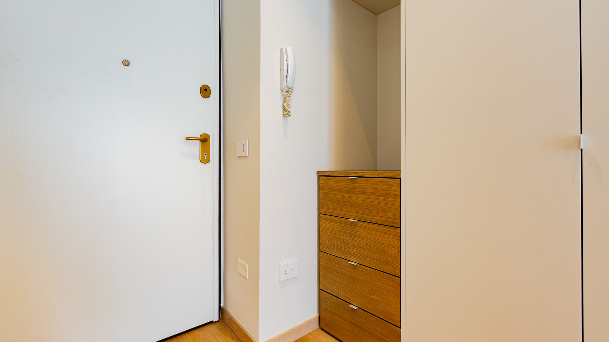 Italianway Milano Abruzzi64 Milan cozy nest by Hospity