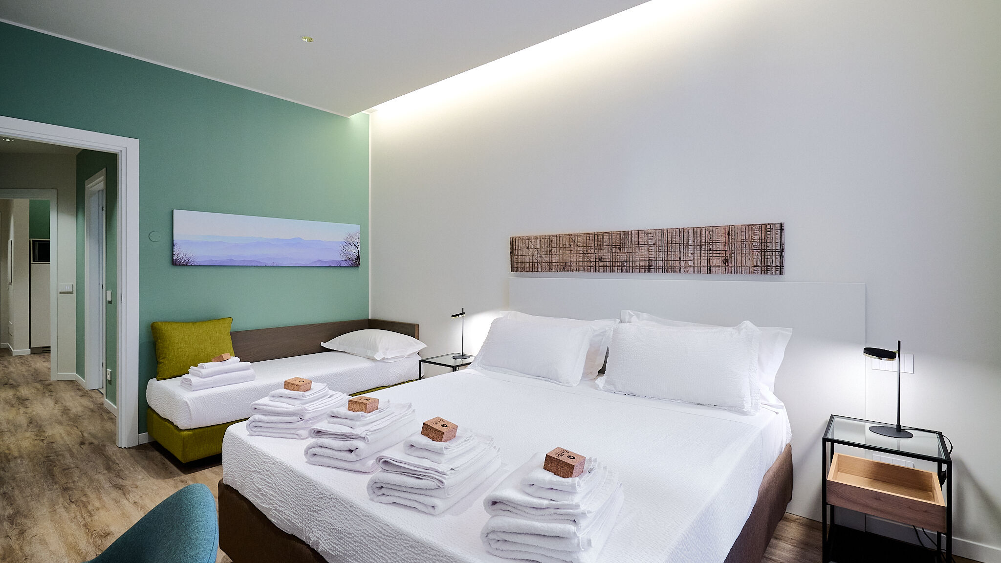 Italianway Milano Green Donatello Elegant harmony by Hospity