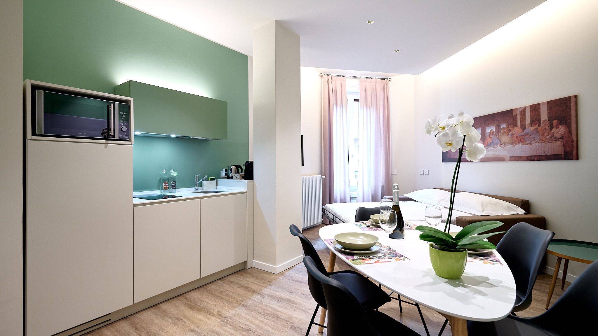 Italianway Milano Green Donatello Elegant harmony by Hospity