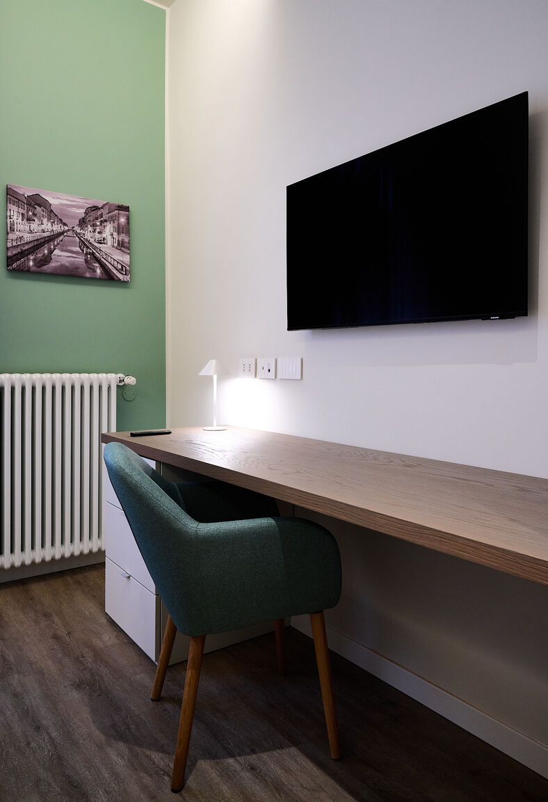 Italianway Milano Green Donatello Elegant harmony by Hospity