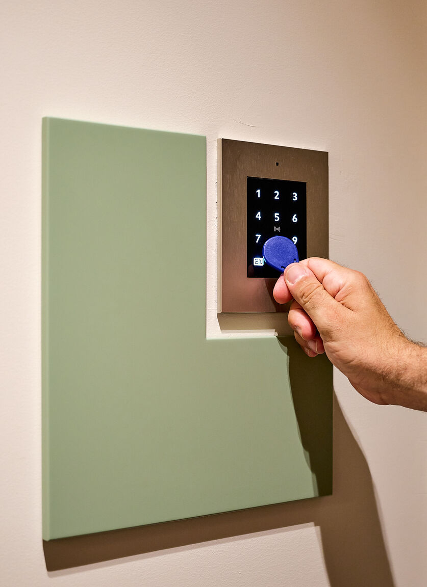 Italianway Milano Green Donatello Elegant harmony by Hospity