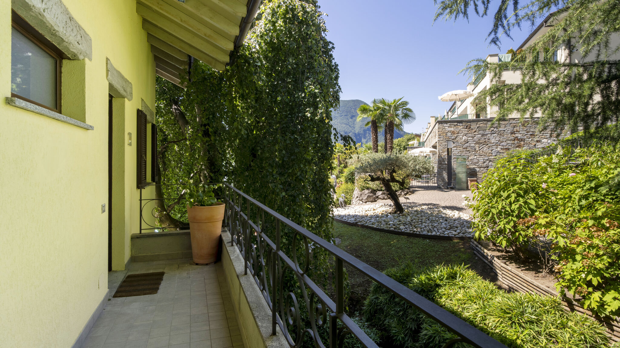 Italianway Porlezza Miravalle - Lago di Lugano con Spiaggia Privata