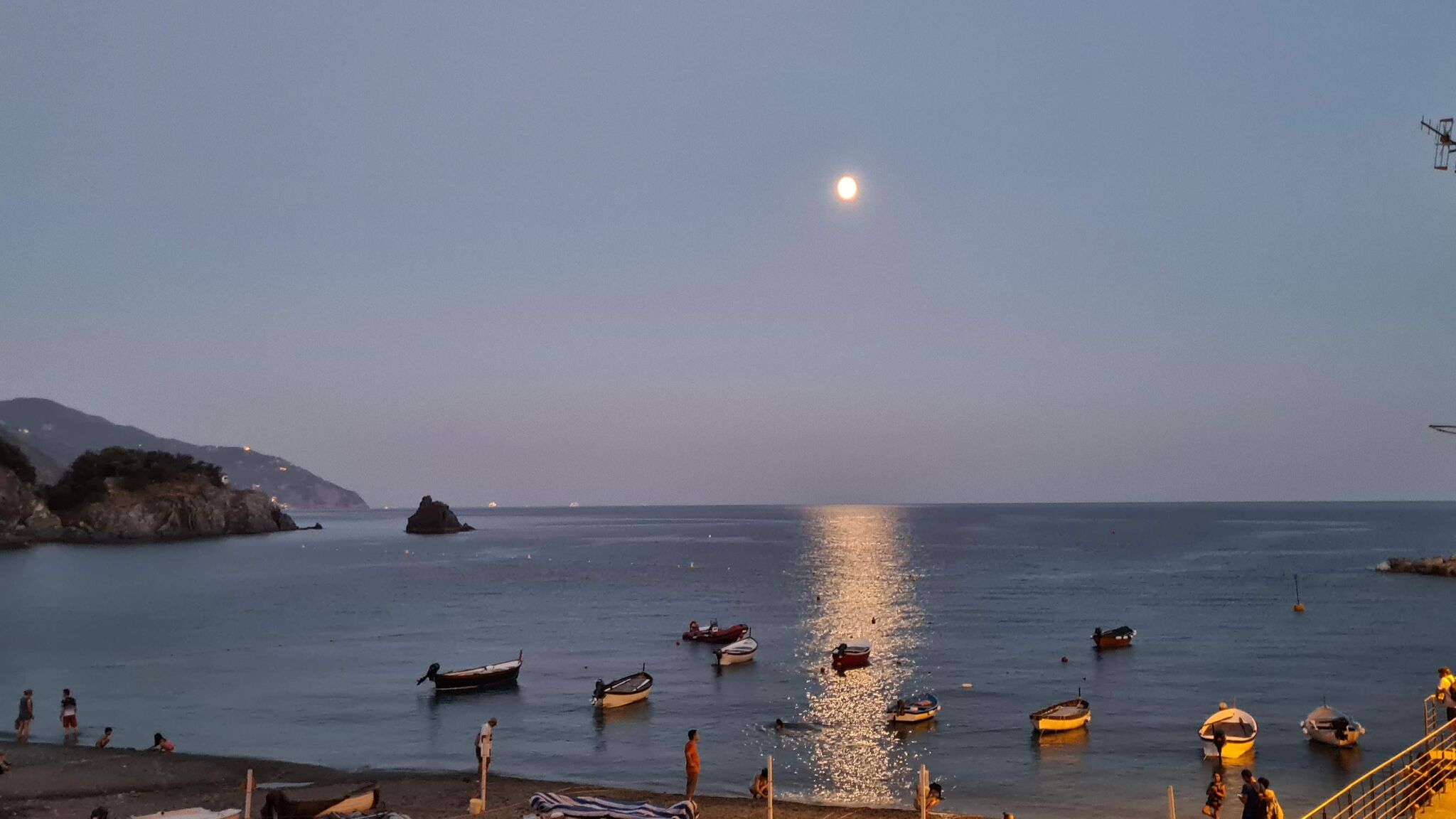 5Terrebnb Monterosso al Mare Delfino Cosy Apartment With A/C  Near best beaches