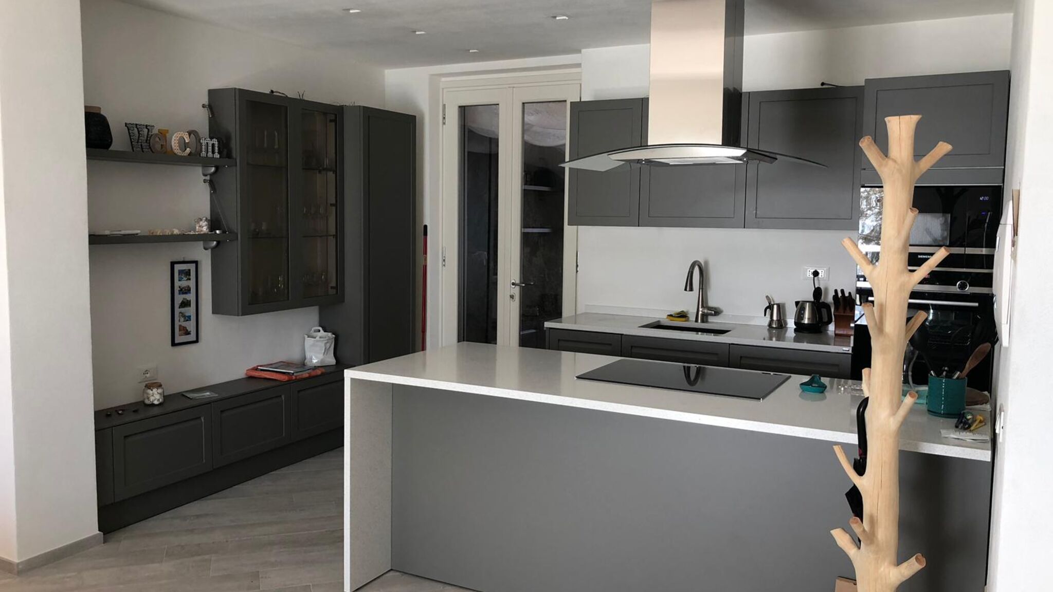 Italianway Monterosso al Mare Mori's Beautiful Sea front Apartment - With A/C