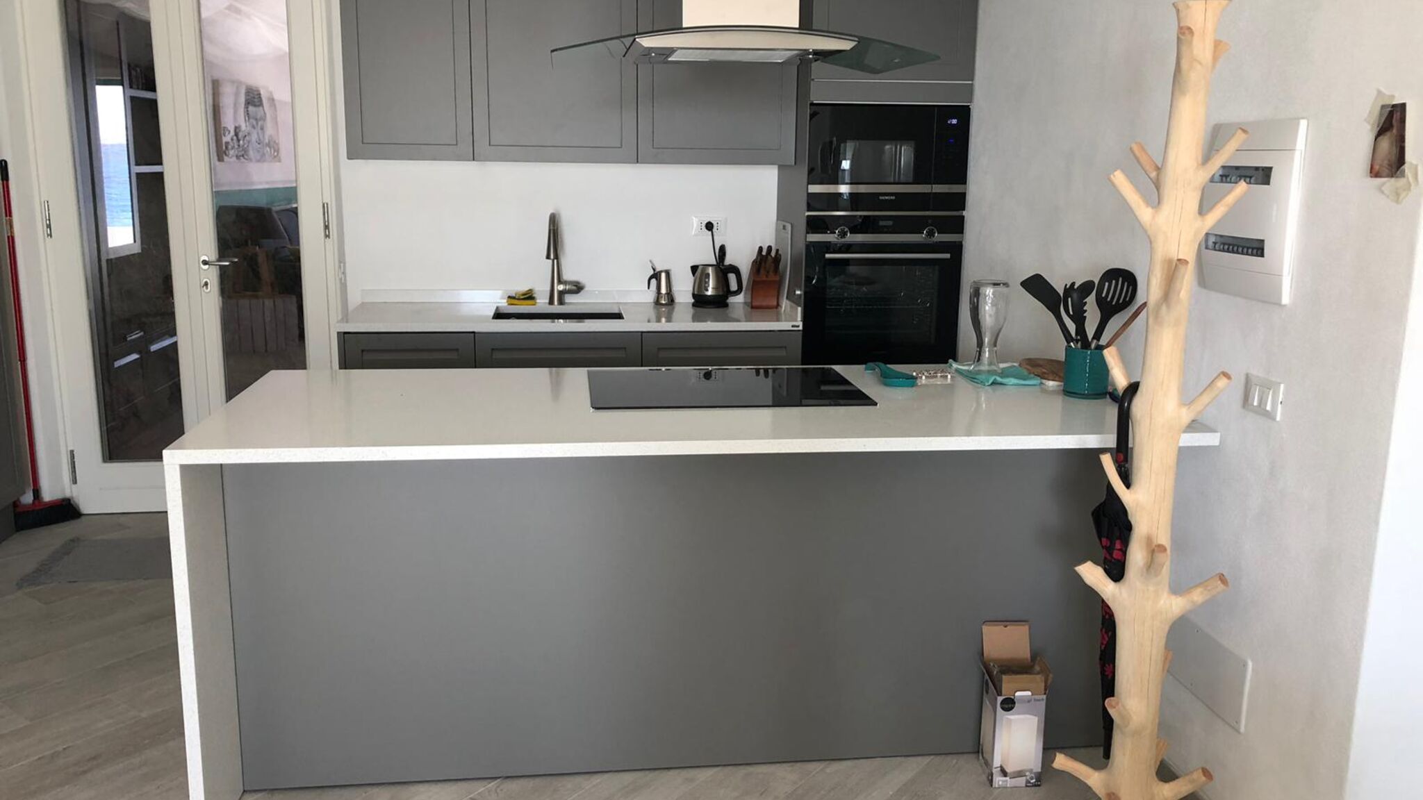 Italianway Monterosso al Mare Mori's Beautiful Sea front Apartment - With A/C