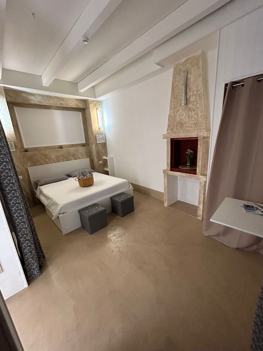 Italianway Monopoli A Chése De Menòple-Small Square 