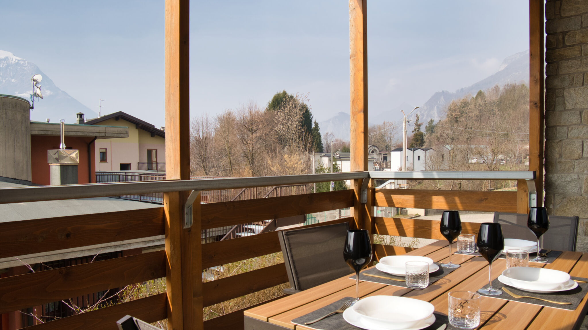 Italianway Cassina Valsassina NNHouse: large terrace and marvelous view