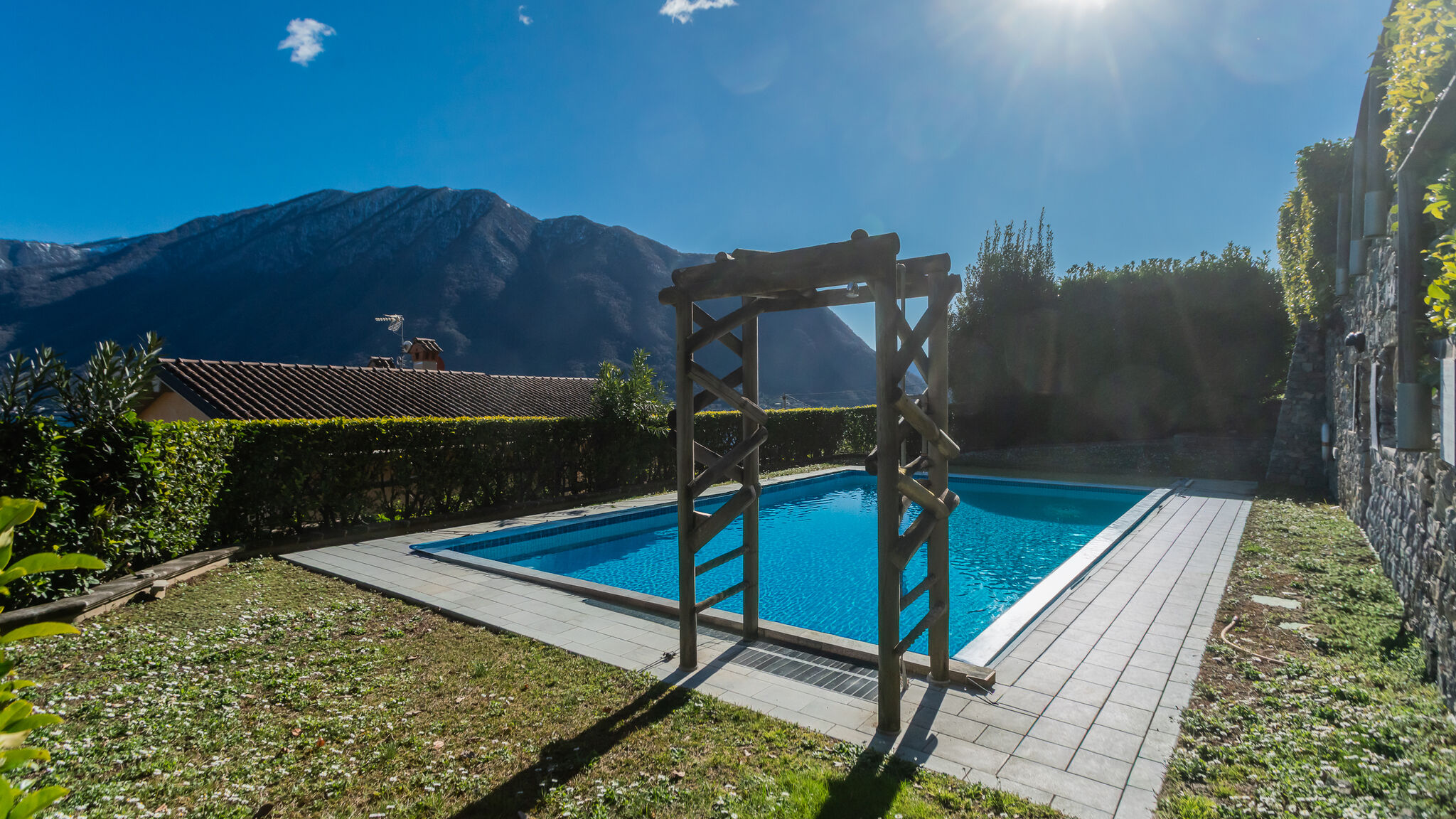 Italianway Sala Comacina Alba on Lake Como